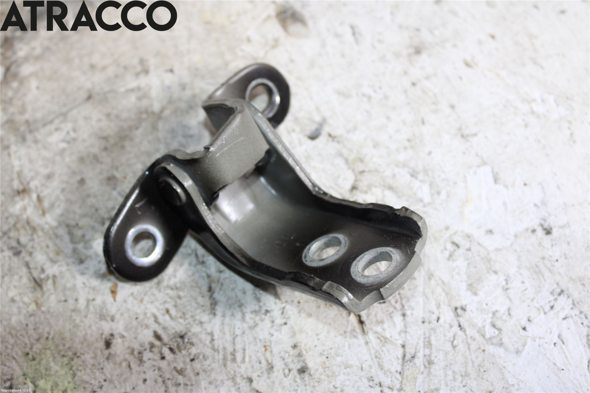 Toyota HILUX 16- Dørhengsel