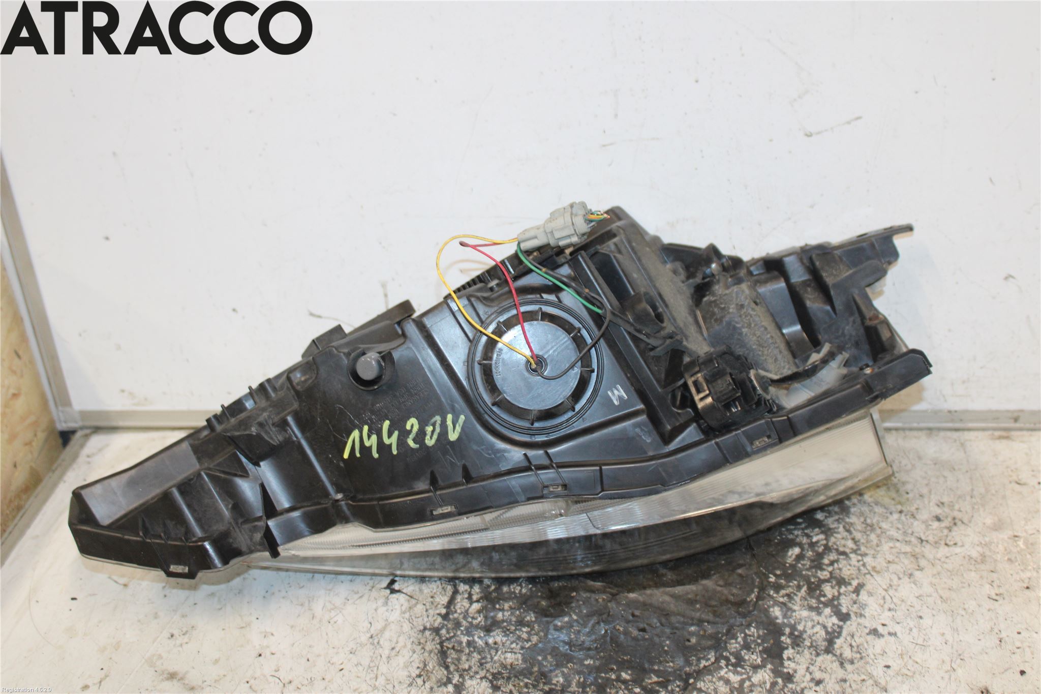 Nissan LEAF 11-17 Frontlykt Venstre