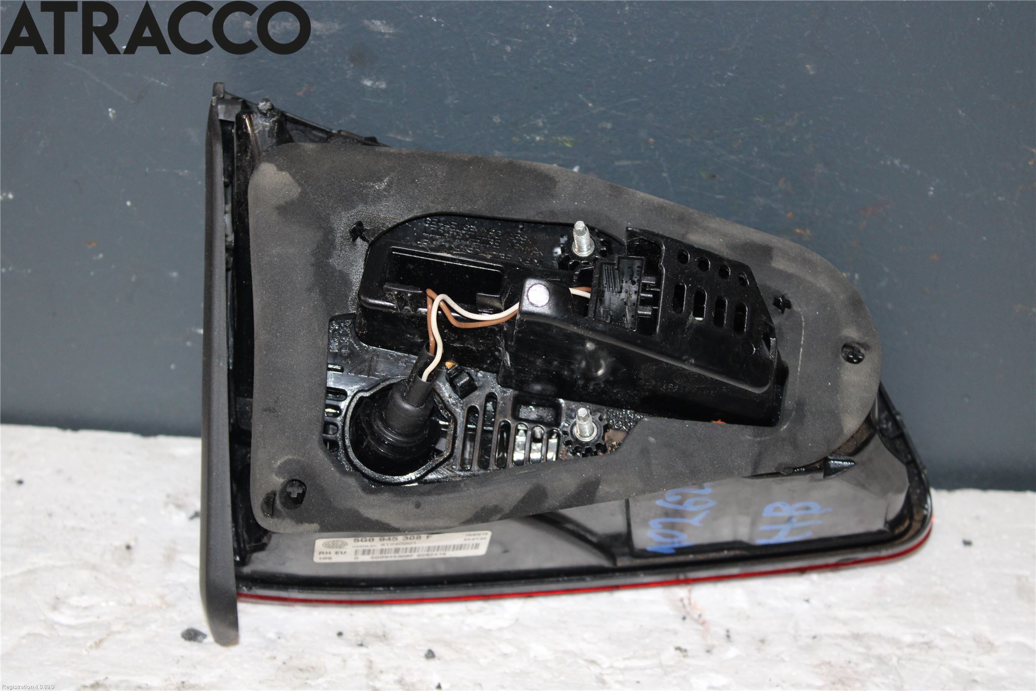 Volkswagen VW GOLF / E-GOLF VII 13-20 Baklykt Høyre  På Luke(Indre)