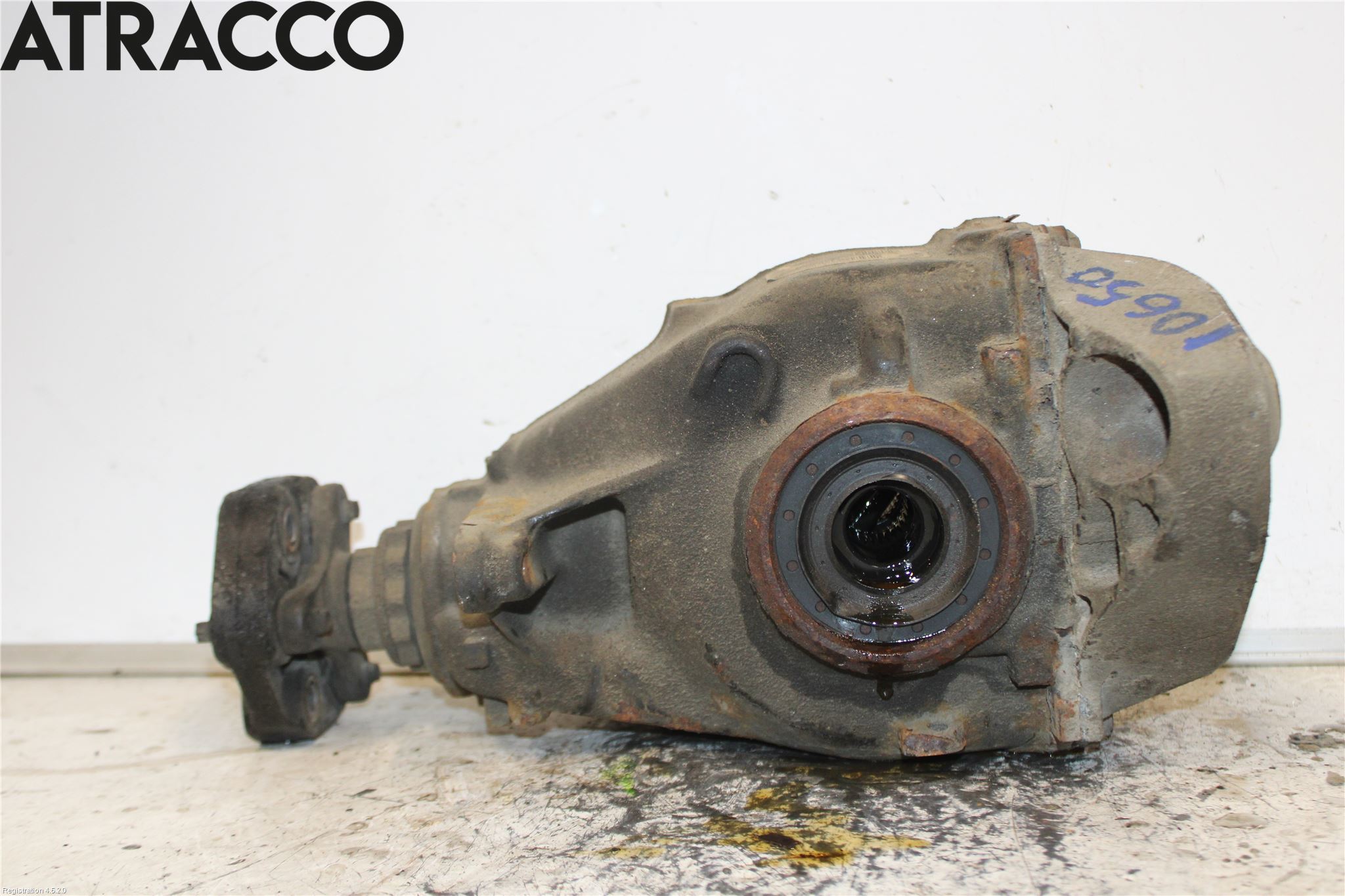 BMW 3 F30/F31/F80 12-19 Bakaksel Kardang Bak -Diff