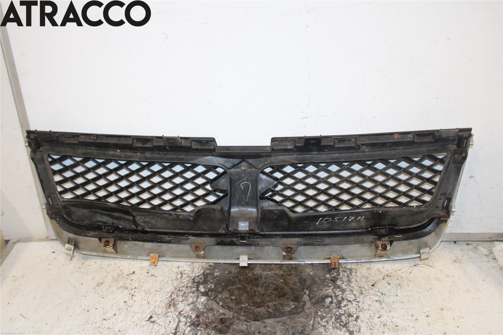 Suzuki GRAND VITARA II 06-14 Grill Komplett