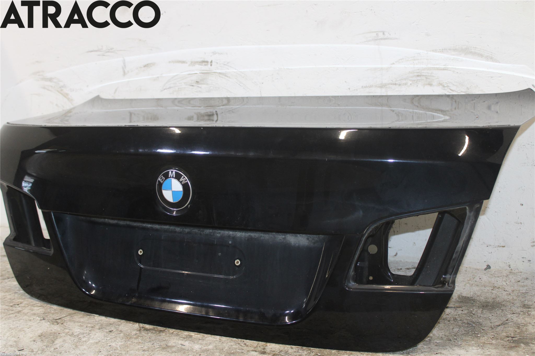 BMW 5 F10/F11/F18 09-17 Bakluke Koffertlokk