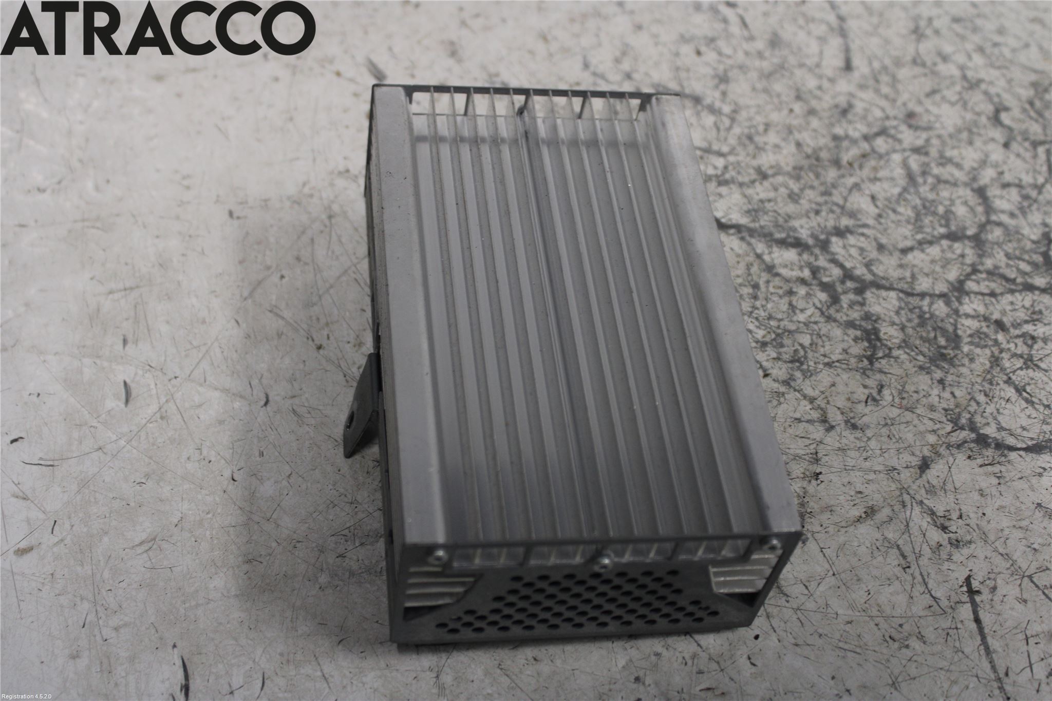 BMW 5 F10/F11/F18 09-17 Stereo Forsterker