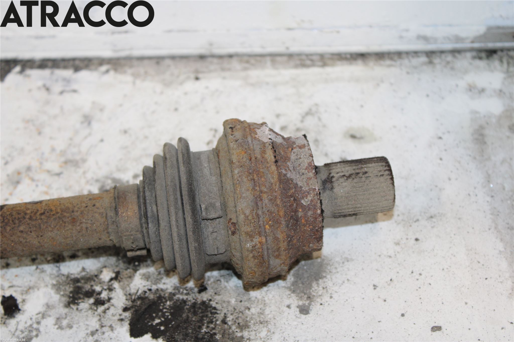 Volkswagen VW GOLF V 04-09 Drivaksel Bak Kompl Høyre