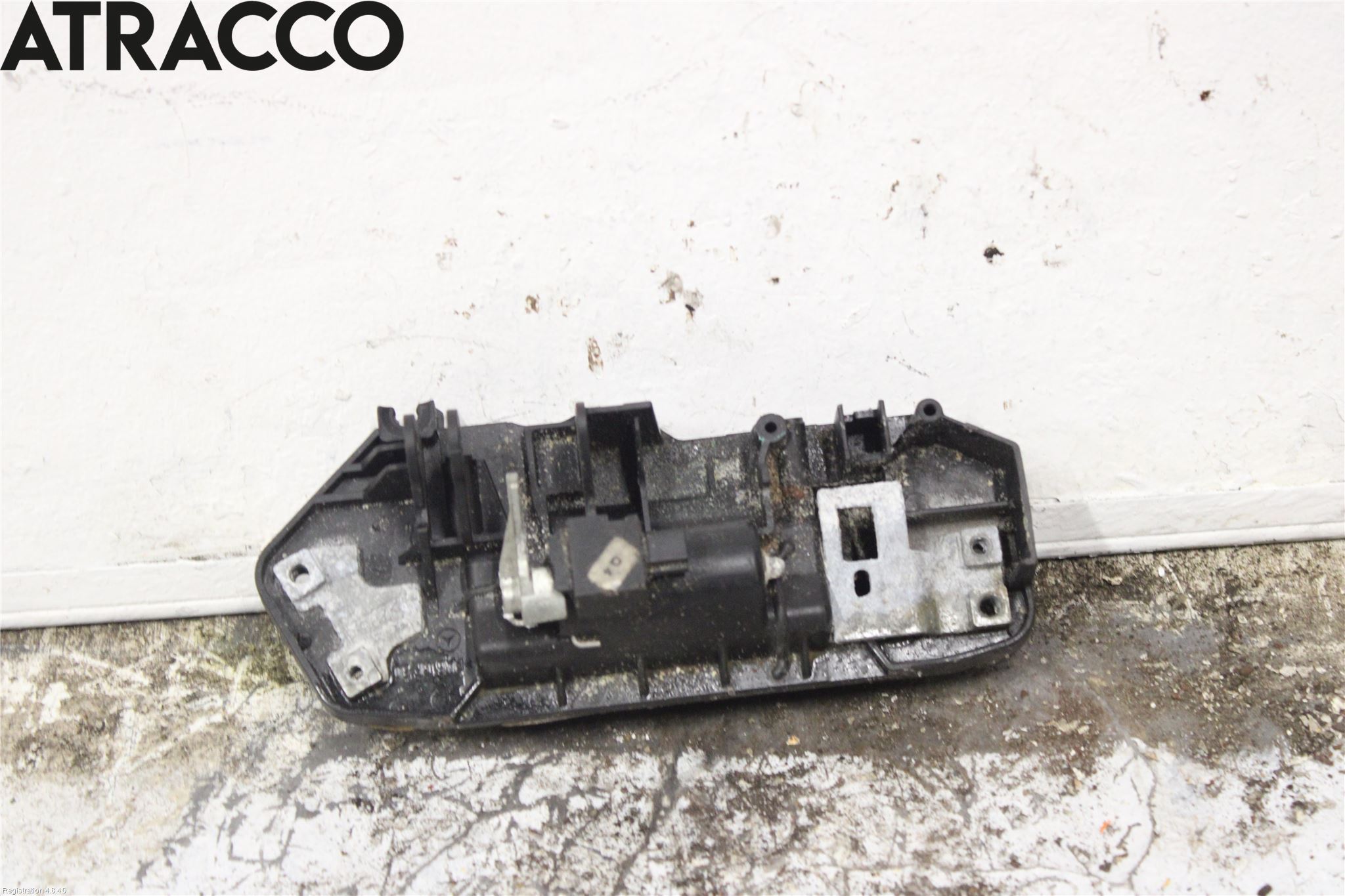Mercedes-Benz MB E-KLASS (W211) 02-09 Bakluke Handtak Ytre