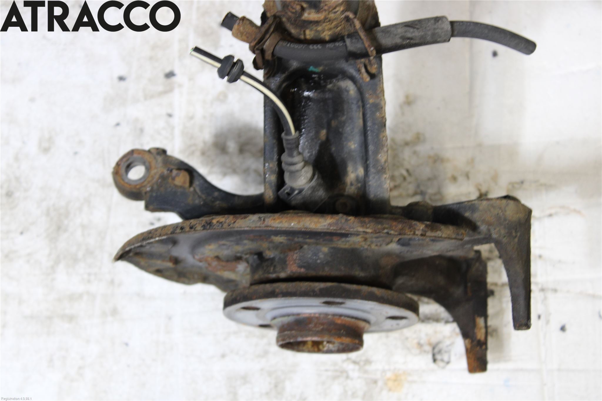 Volkswagen VW POLO 10-17 Fjærbein Foran Høyre