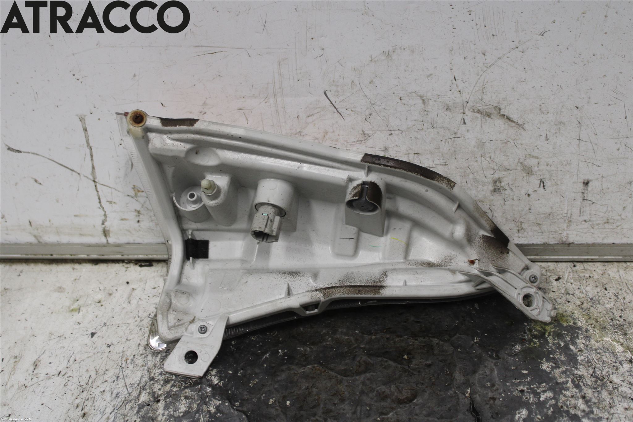 Nissan LEAF 11-17 Frontlykt Venstre