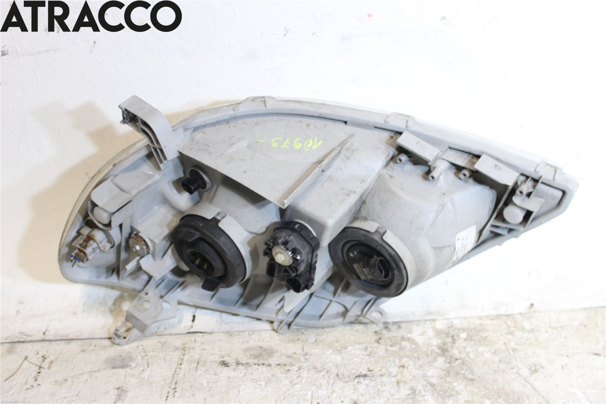 Toyota COROLLA 02-07 Frontlykt Høyre