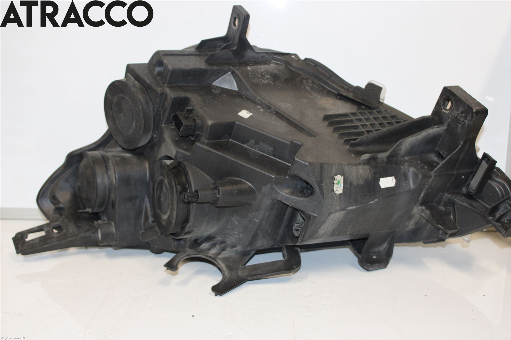 Peugeot PARTNER 16-18 Frontlykt Høyre