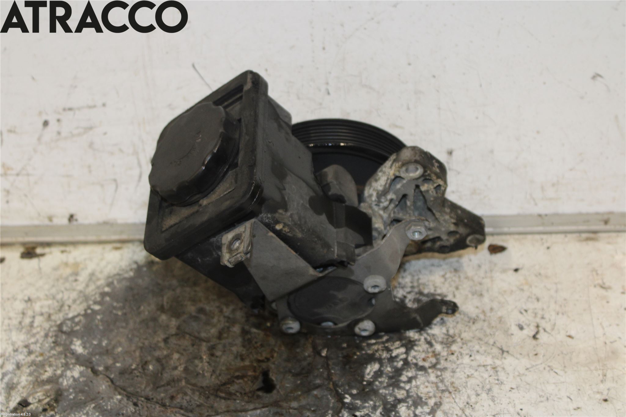 BMW 5 E60/61 Sed/Tou 02-10 Servo Pumpe