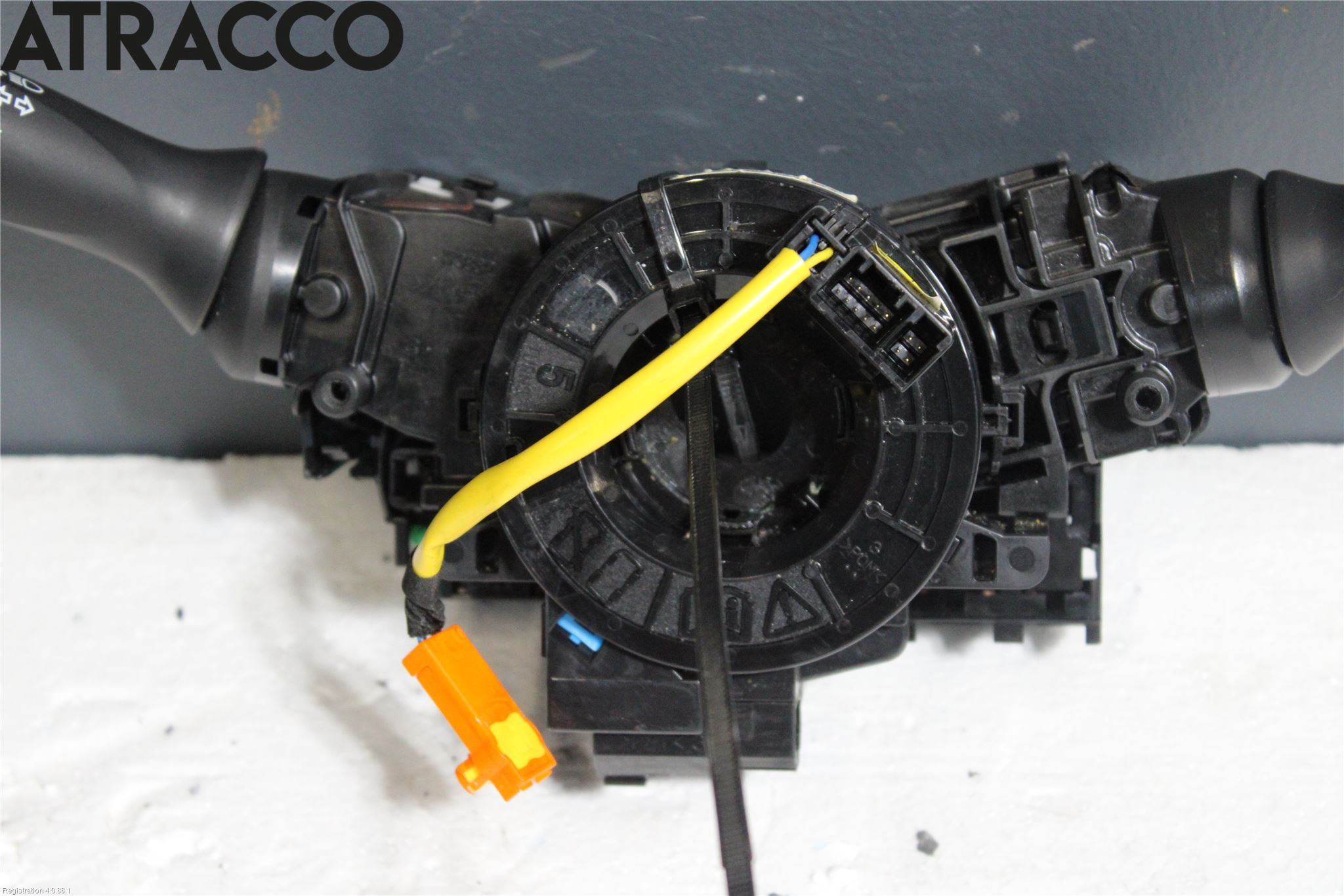 Toyota YARIS XP130 12-14 Bryter Ratt Kombi H Og V