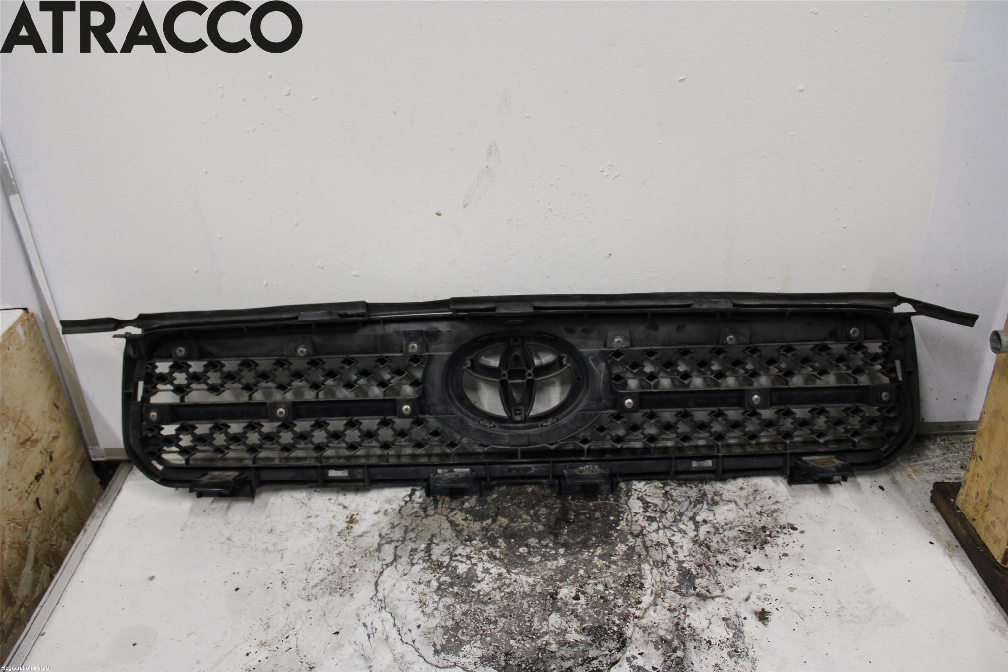 Toyota RAV 4 06-12 Grill Komplett