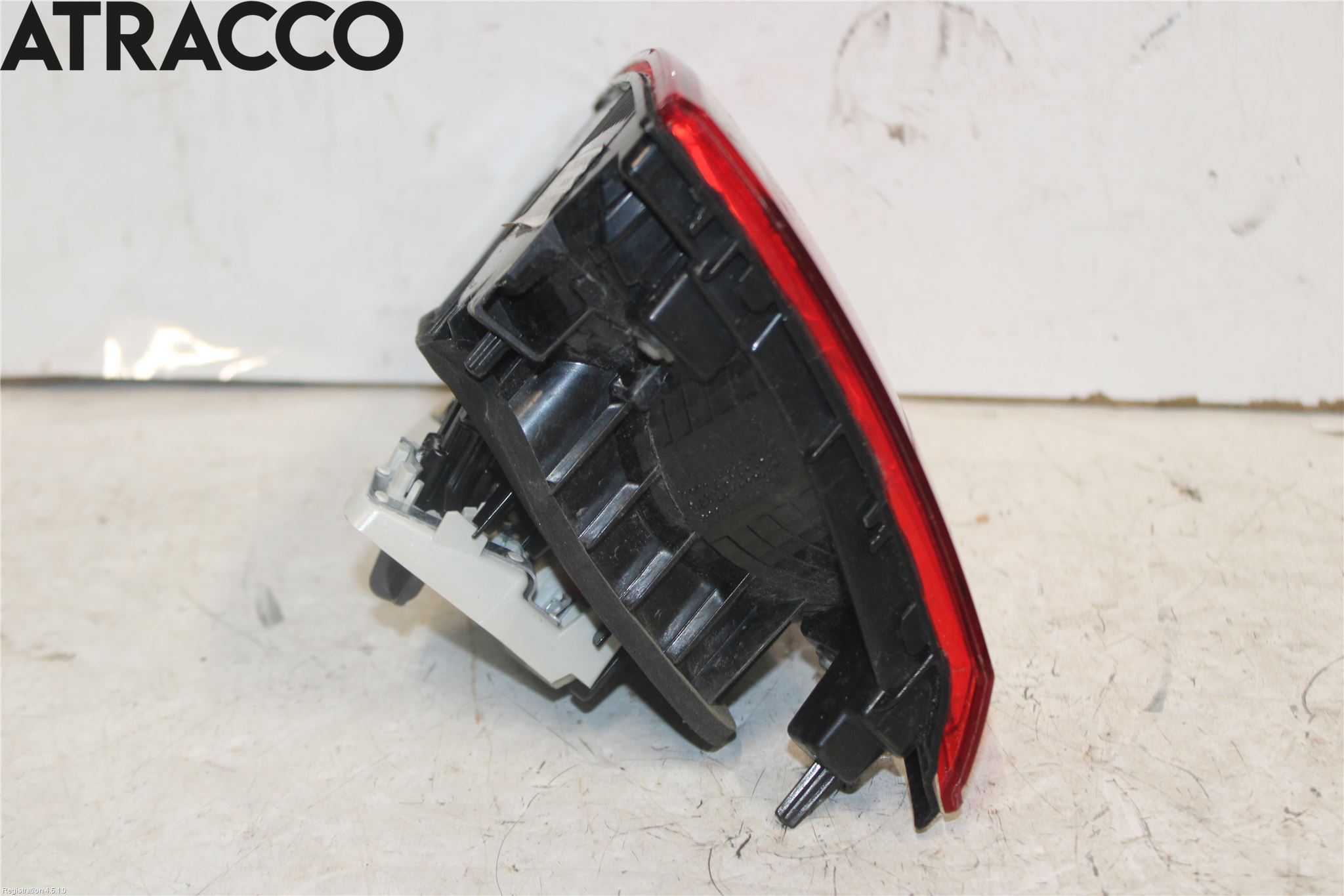 Volkswagen VW GOLF PLUS/CROSS GOLF 04-14 Baklykt Høyre  På Luke(Indre)