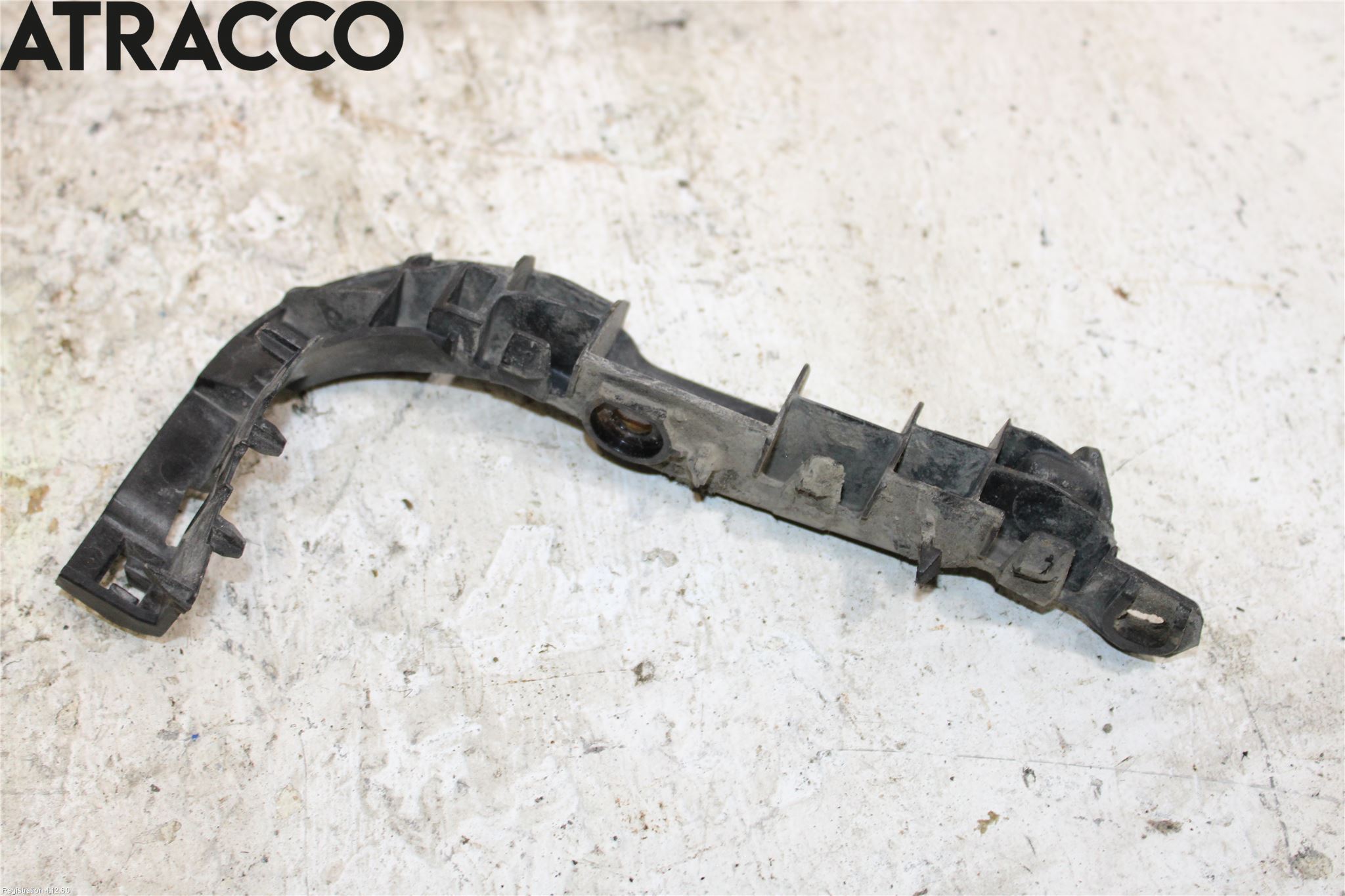 Audi A3/S3 05-13 Støtfanger Foran Feste