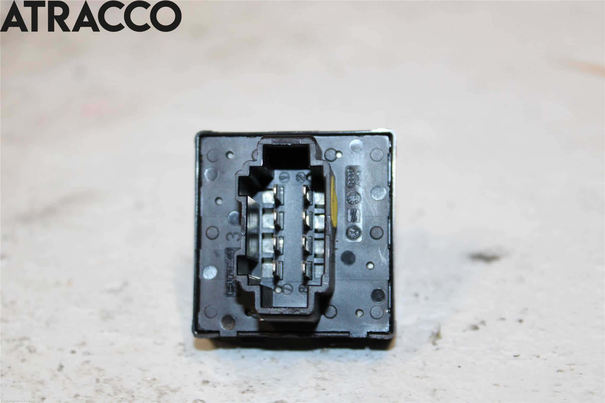 Volkswagen VW UP! / E-UP! Bryter Vindusheis