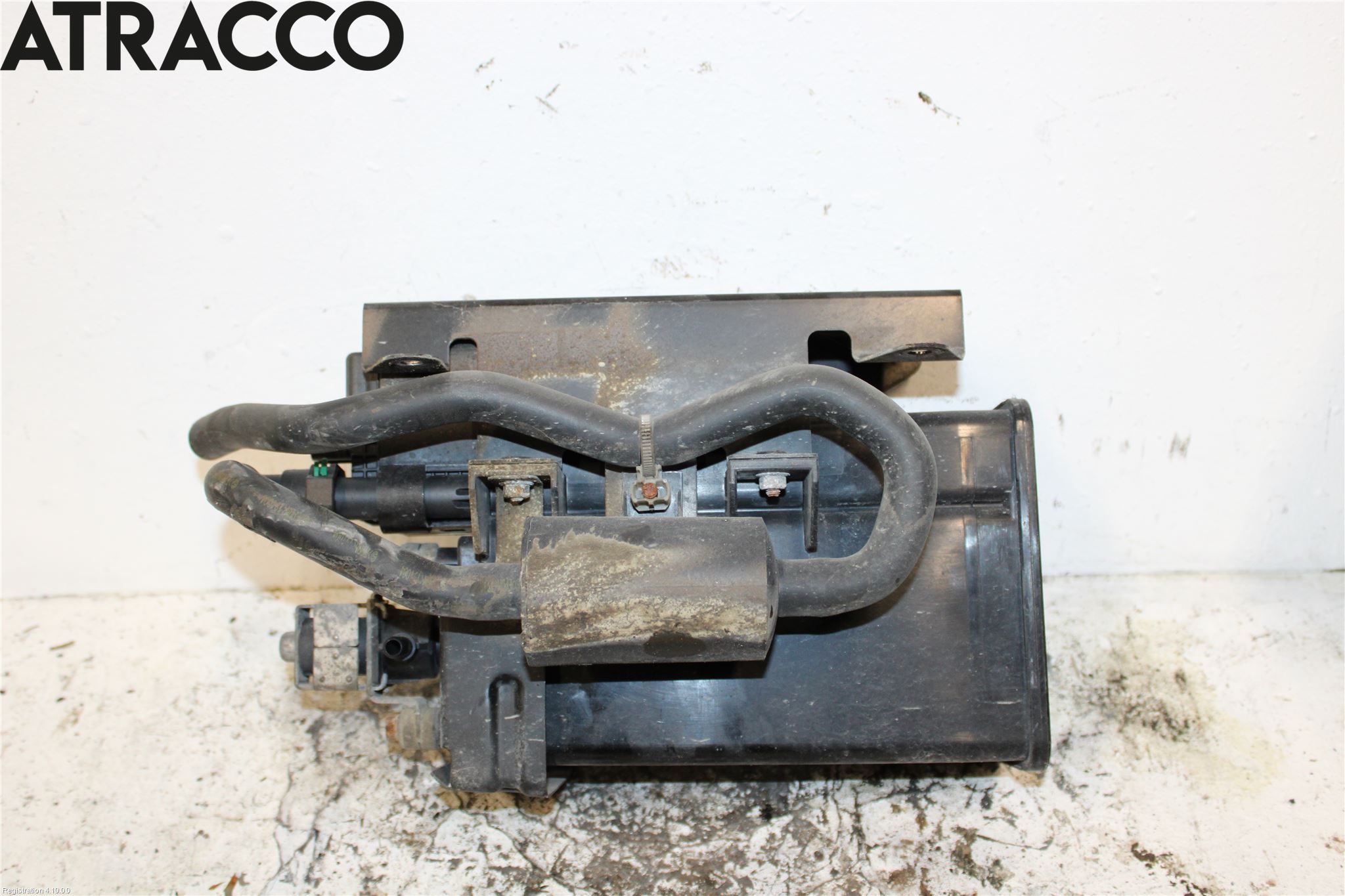 Mitsubishi OUTLANDER 13-21 Drivstoff Kolkanister