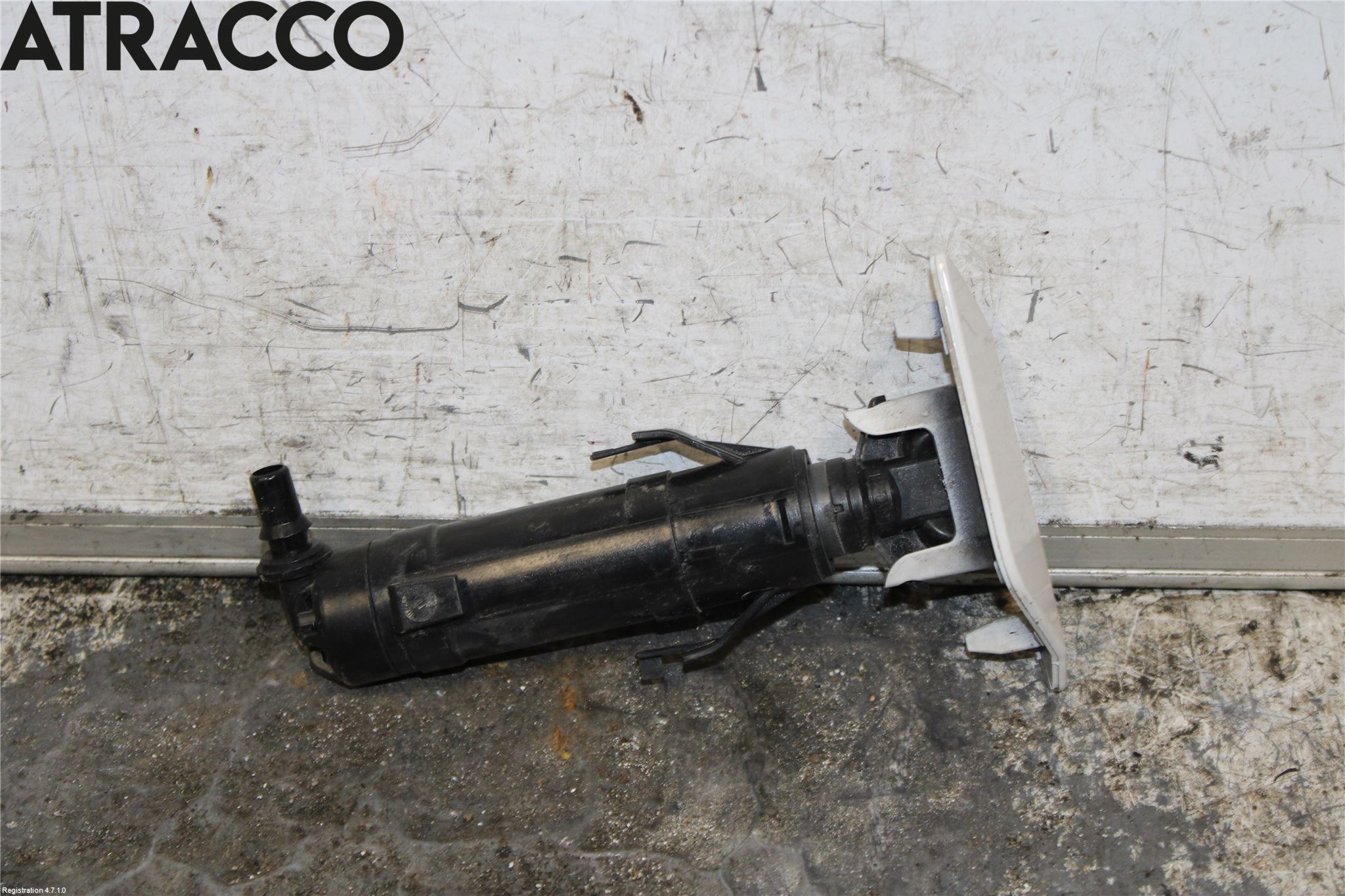 Volkswagen VW TOURAN 10-15 Spylerdyse Frontlykter