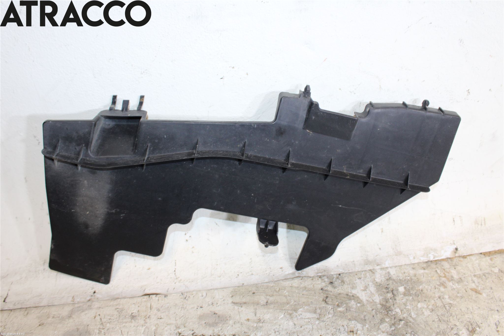 Toyota AVENSIS 09-15 Luftstyring Front