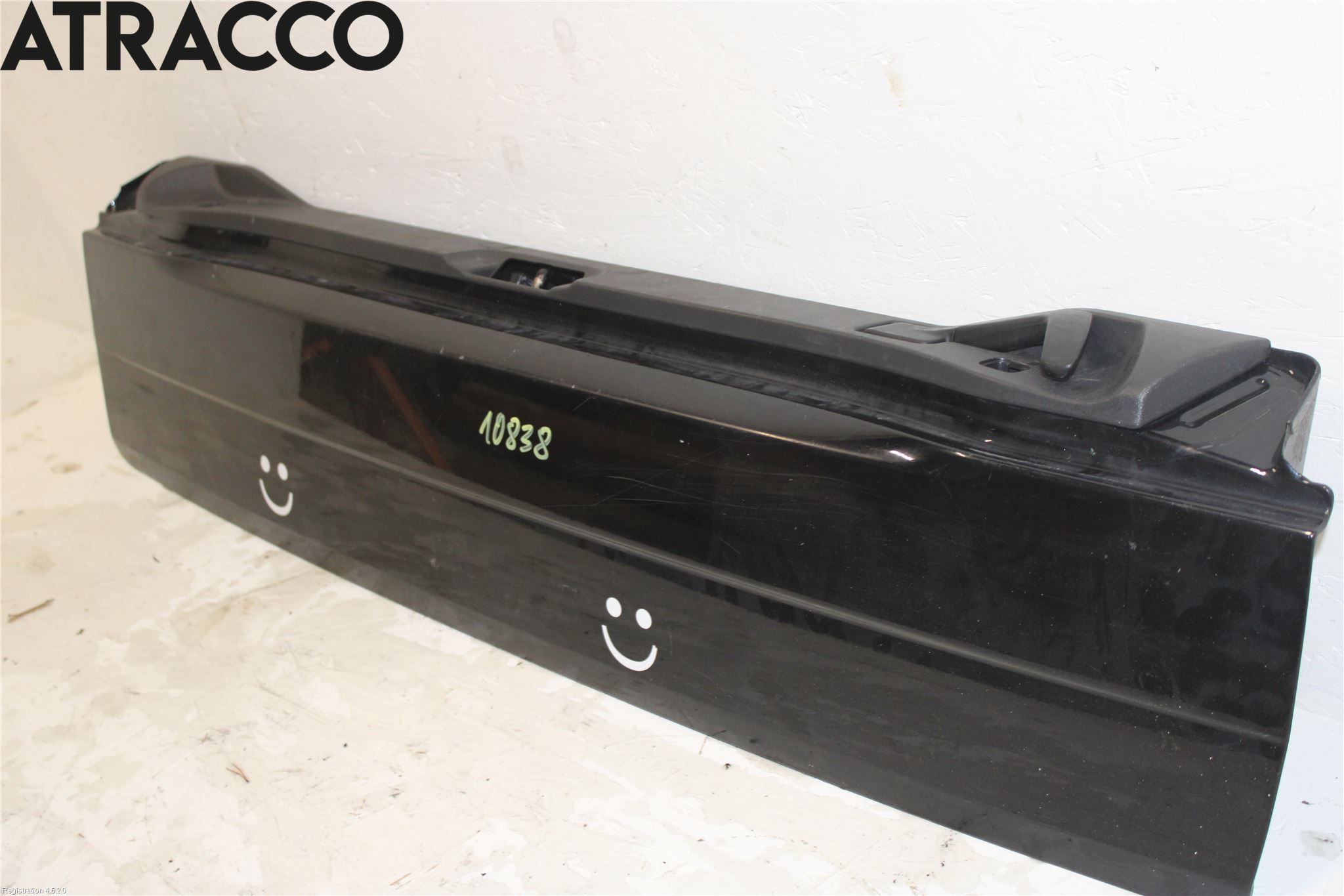 Volvo XC90 03-06 Bakluke Del Nedre (2Delt)