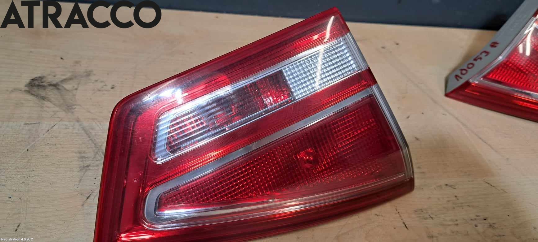 Ford B-MAX 12-17 Baklykt Venstre  På Luke(Indre