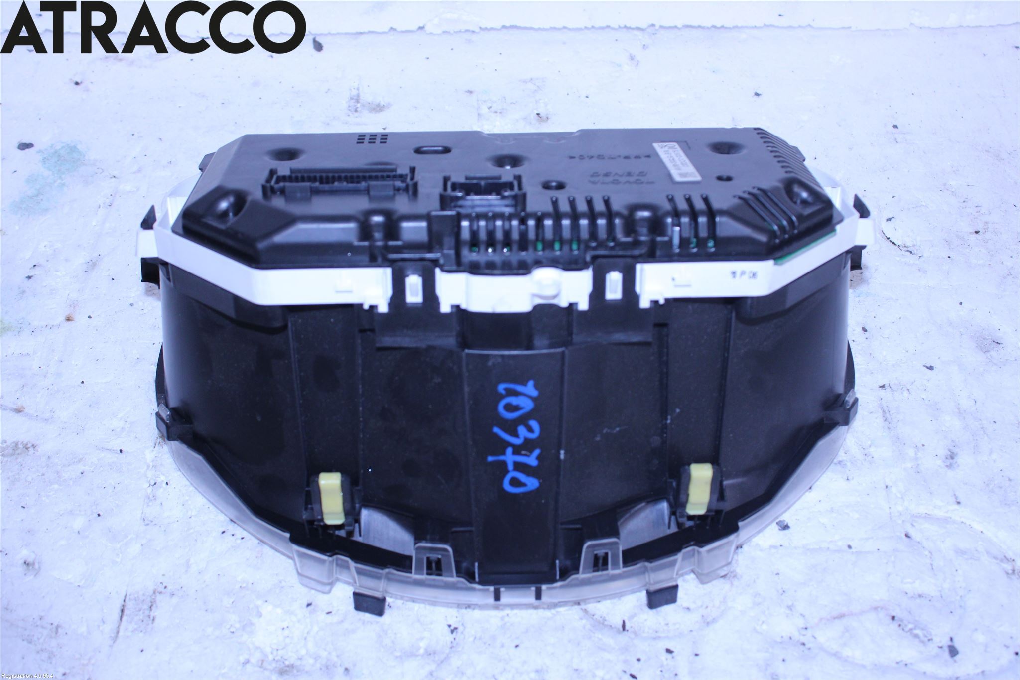 Toyota YARIS XP130 12-14 Instr Speedometer