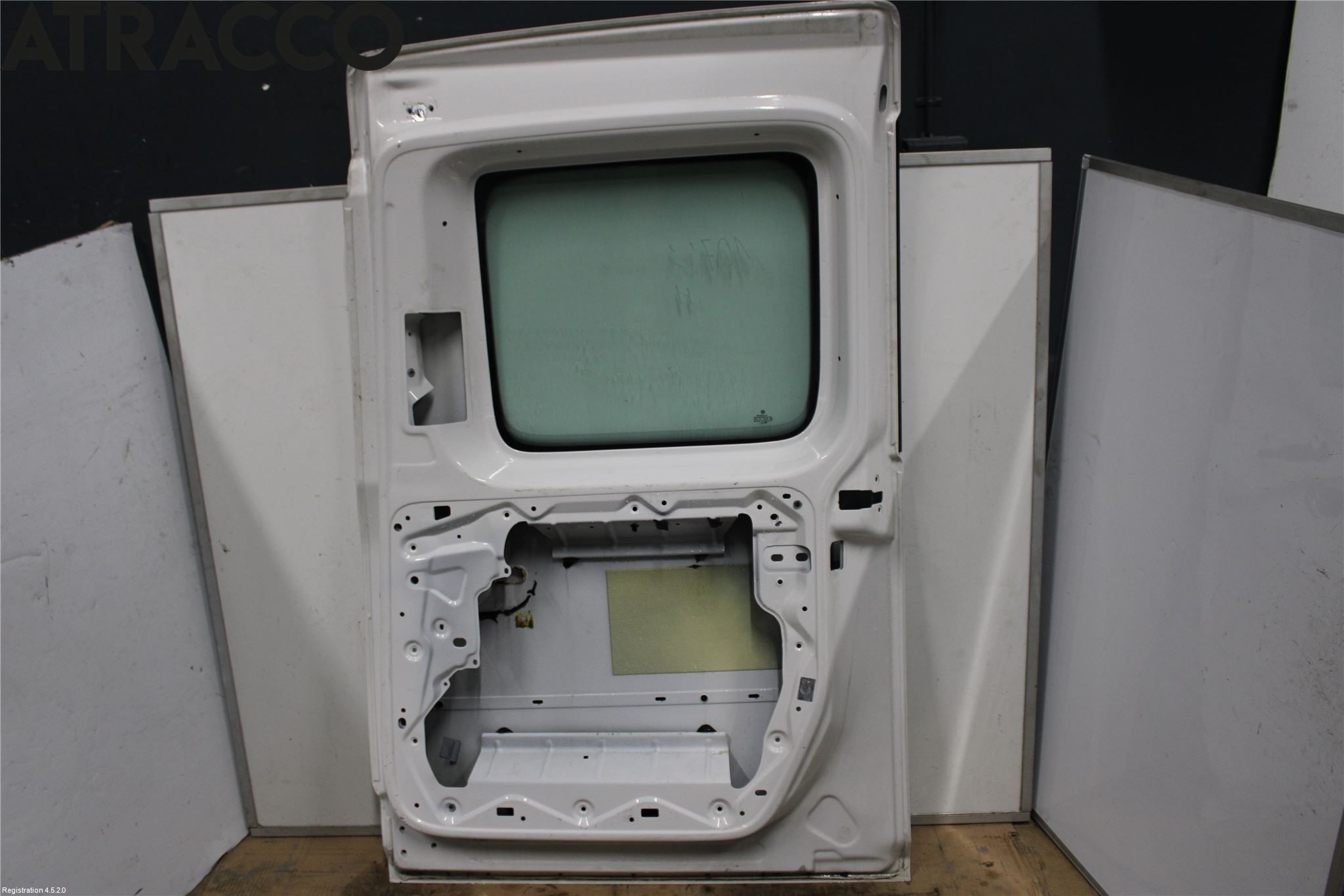 Volkswagen VW CADDY 11-15 Dør Skyvedør Høyre