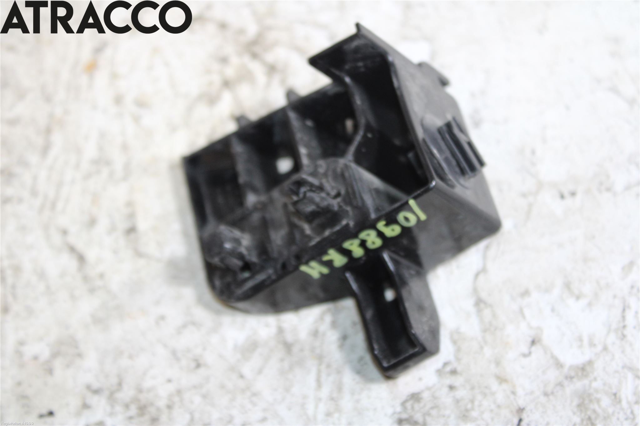 Nissan LEAF 18- Støtfangerfeste Bak Høyre