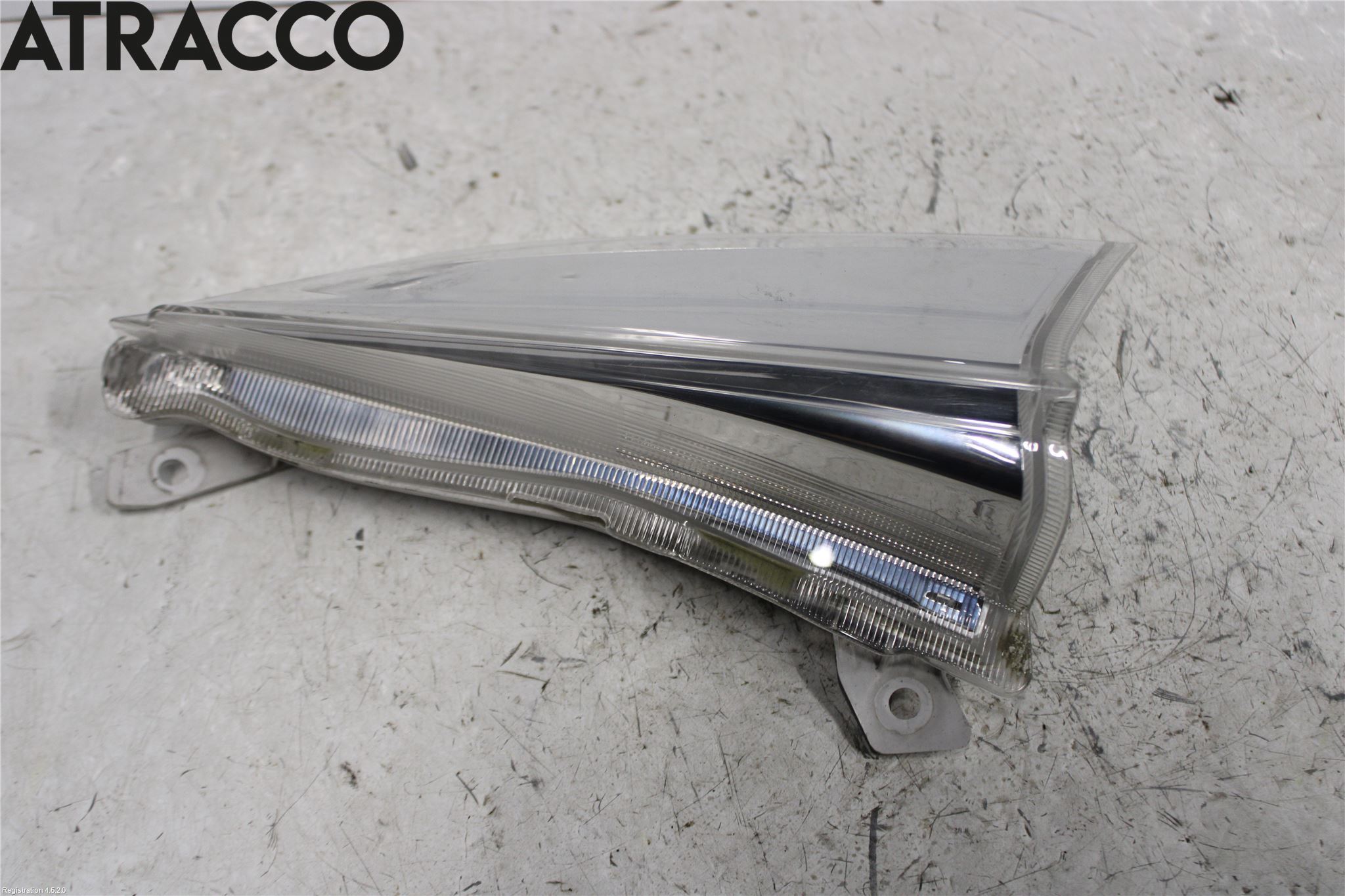 Nissan LEAF 11-17 Frontlykt Hus Venstre