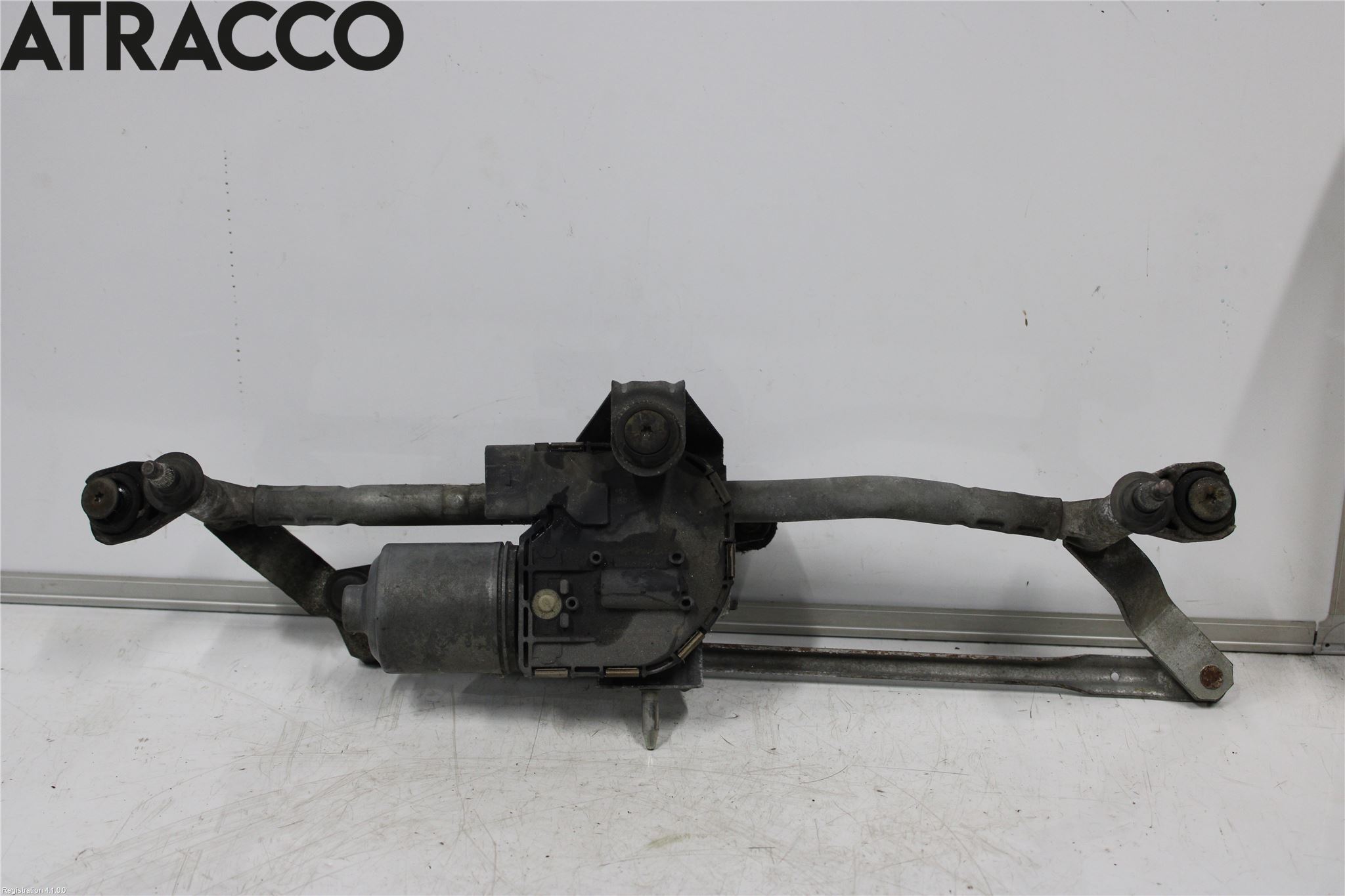 Volkswagen VW TOURAN 10-15 Viskermotor Frontrute