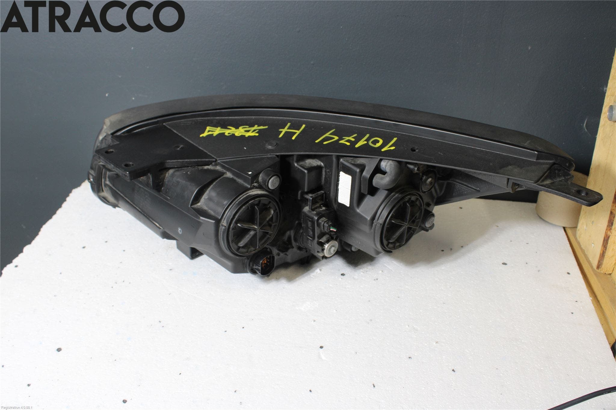 Kia SOUL 09- Frontlykt Høyre