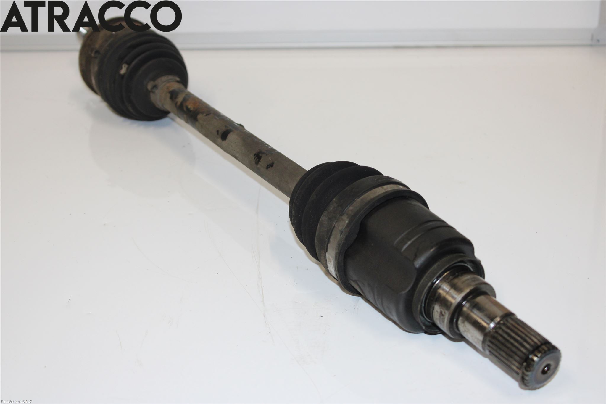 Suzuki SWIFT 11-16 Drivaksel Foran Kompl Venstre