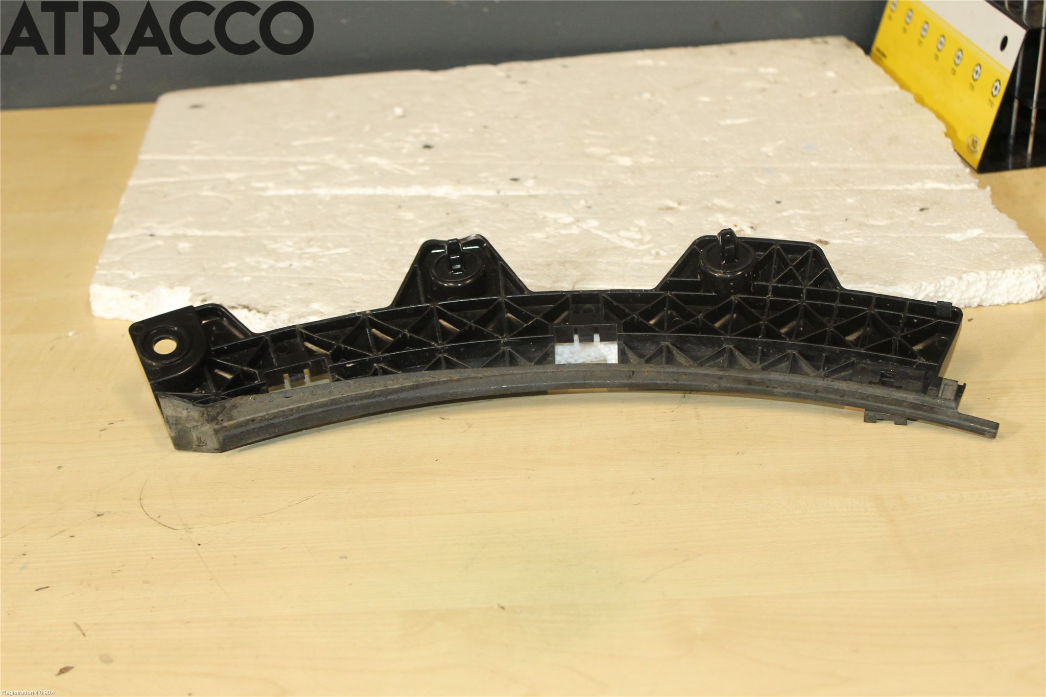 Mazda CX-3 Støtfangerfeste Bak Venstre