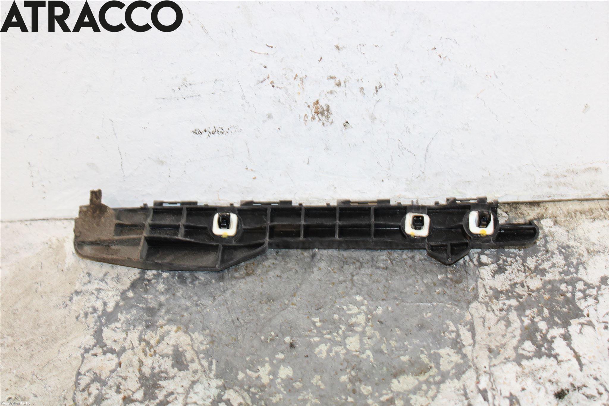 Toyota AURIS 13-19 Støtfangerfeste Bak Høyre