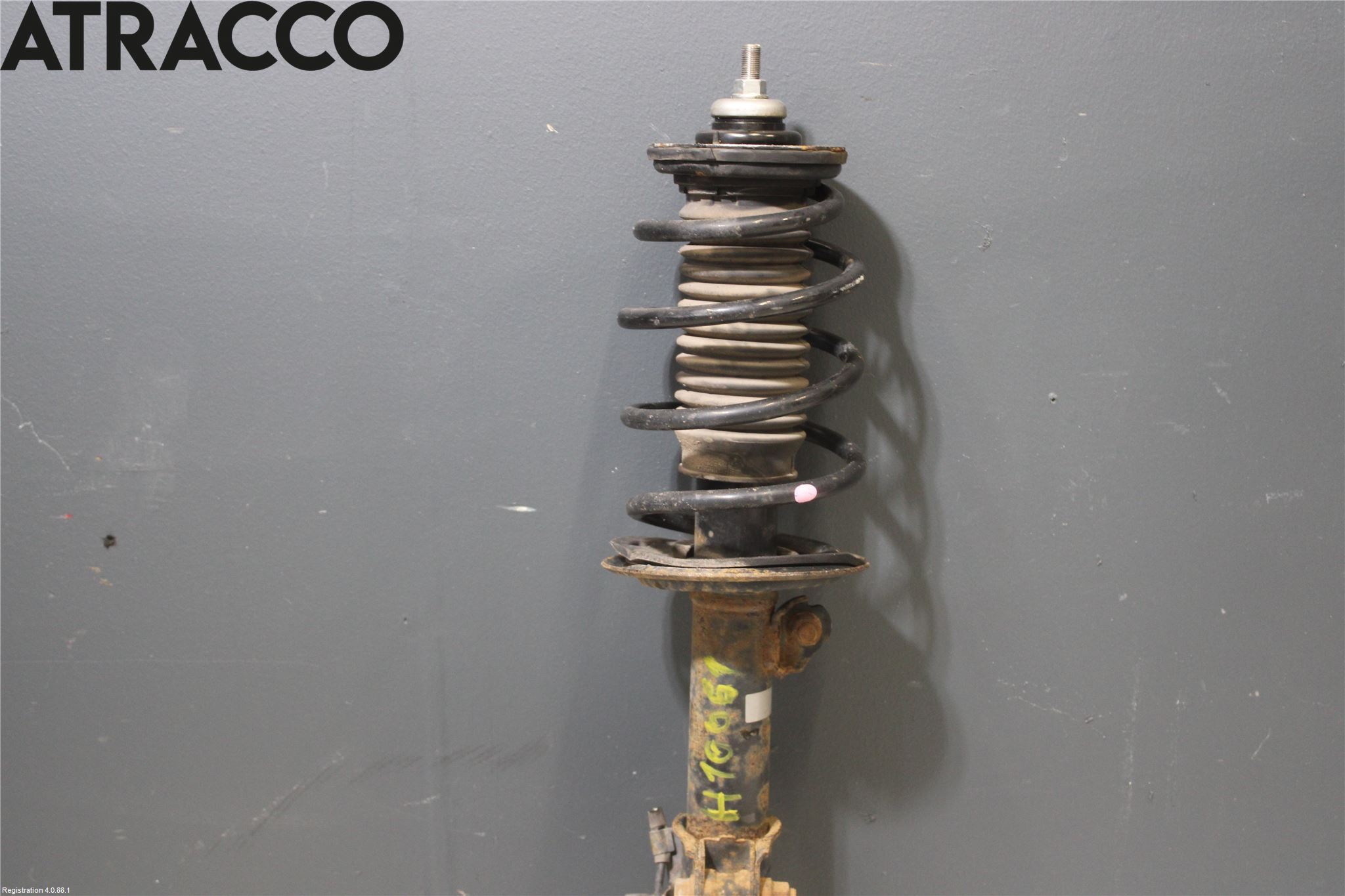 Toyota YARIS XP130 15-20 Fjærbein Foran Høyre