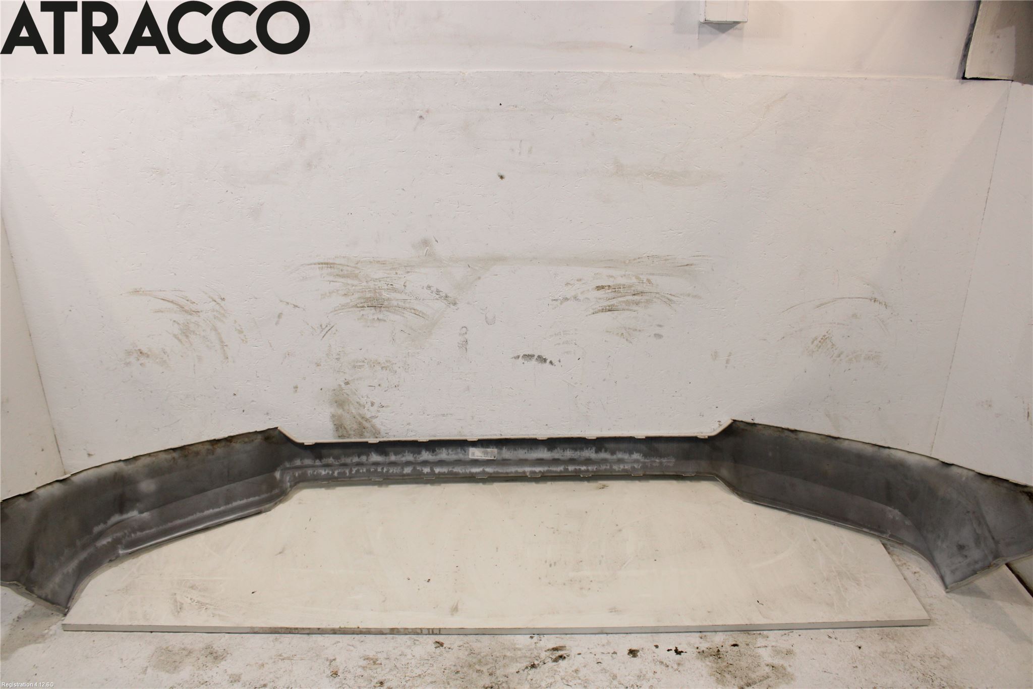 Volkswagen VW CRAFTER II / E-CRAFTER 17- Støtfanger Foran Midt Del