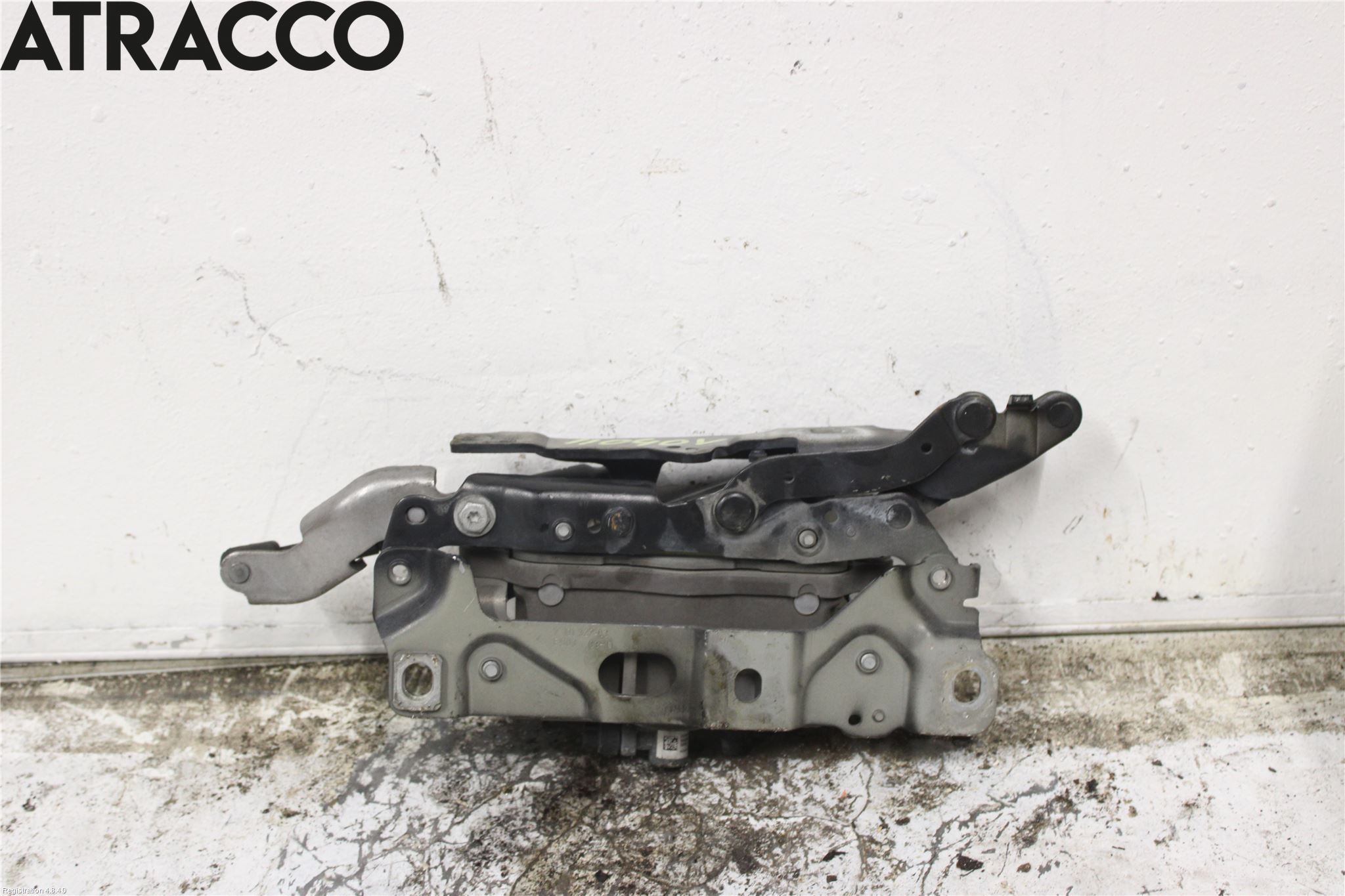 BMW 5 F10/F11/F18 09-17 Panser Hengsel - Hengsler