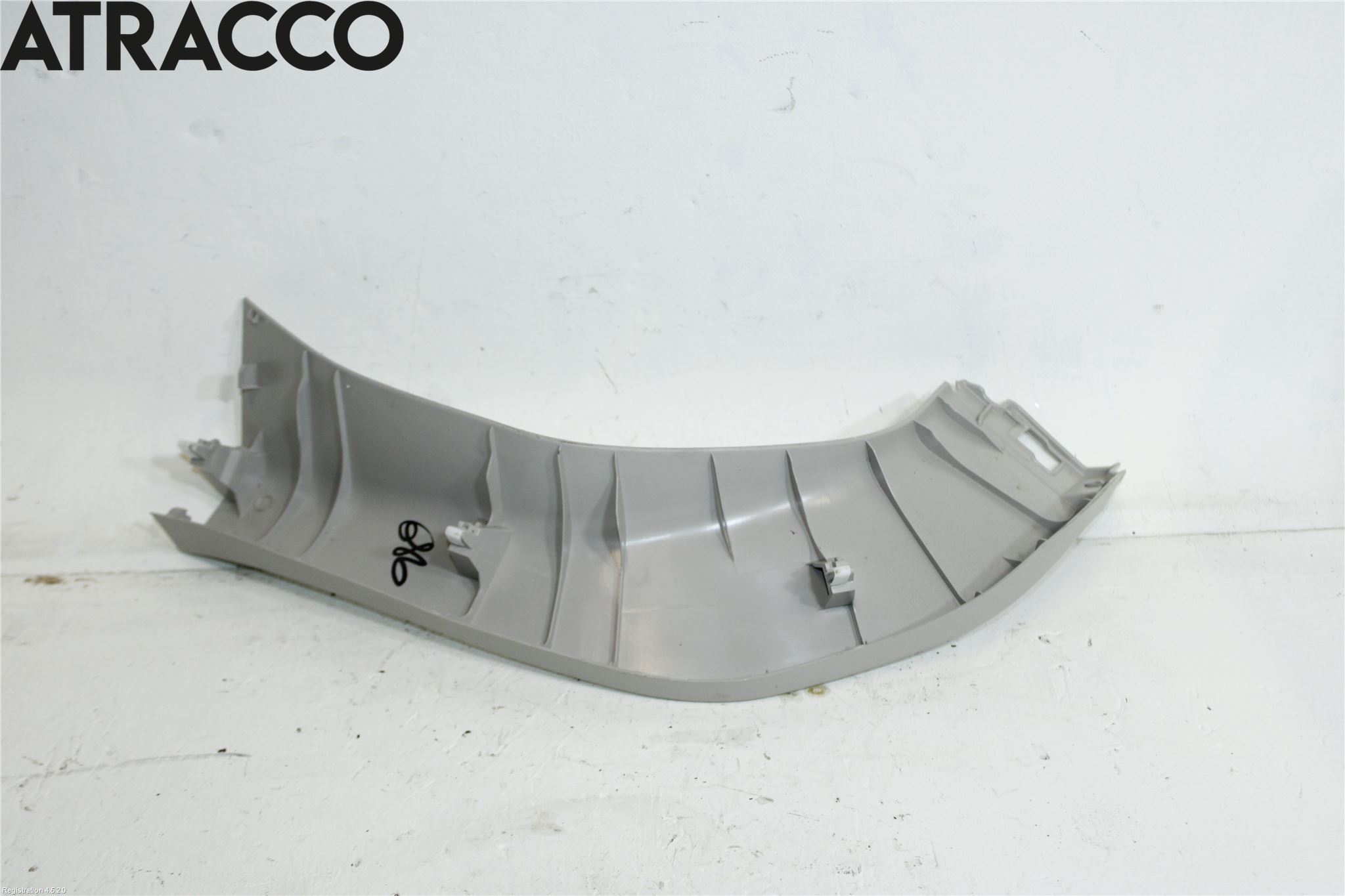 Nissan LEAF 18- Innr Bakluketrekk