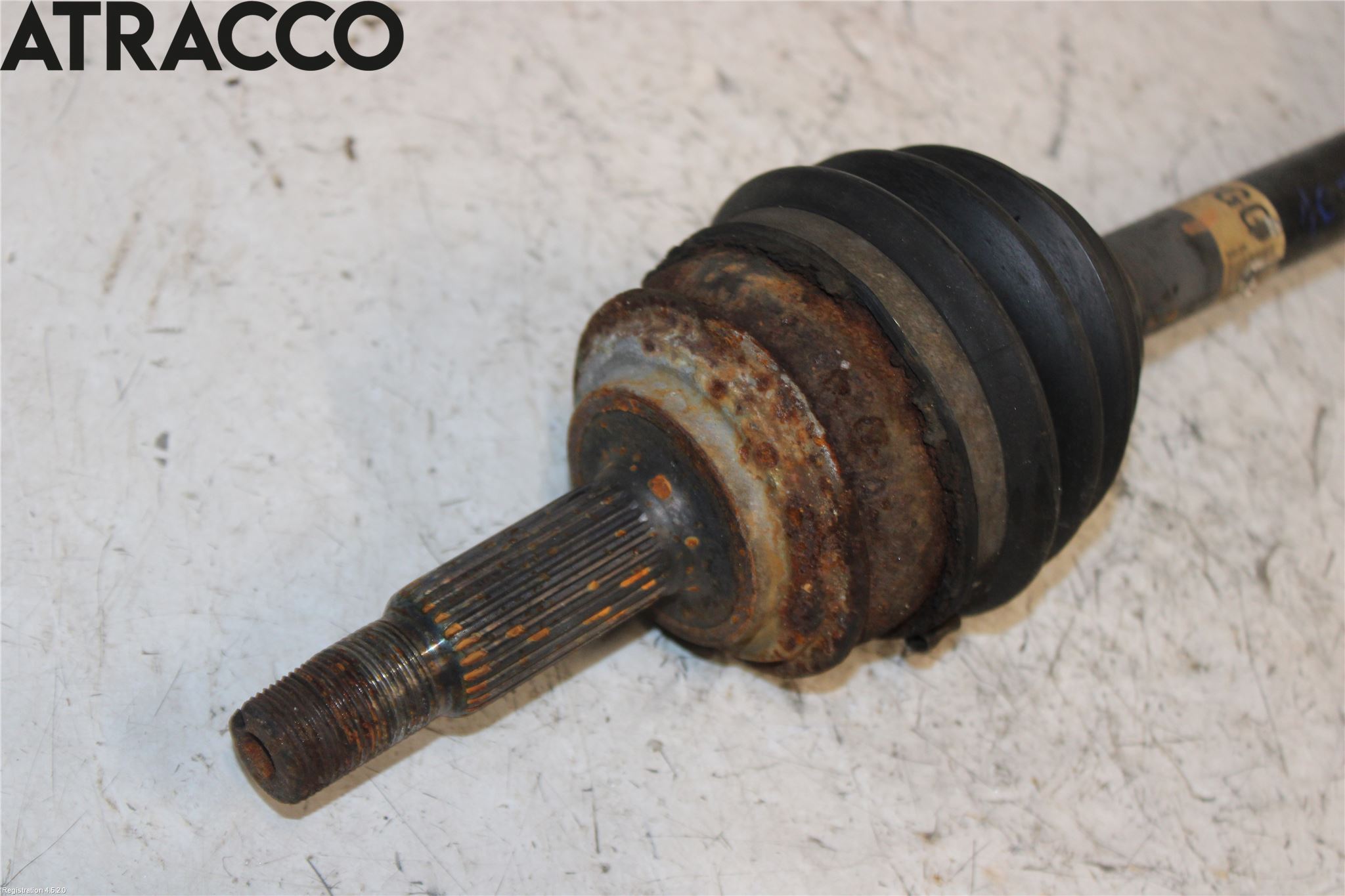 Toyota YARIS XP90 06-11 Drivaksel Foran Kompl Venstre