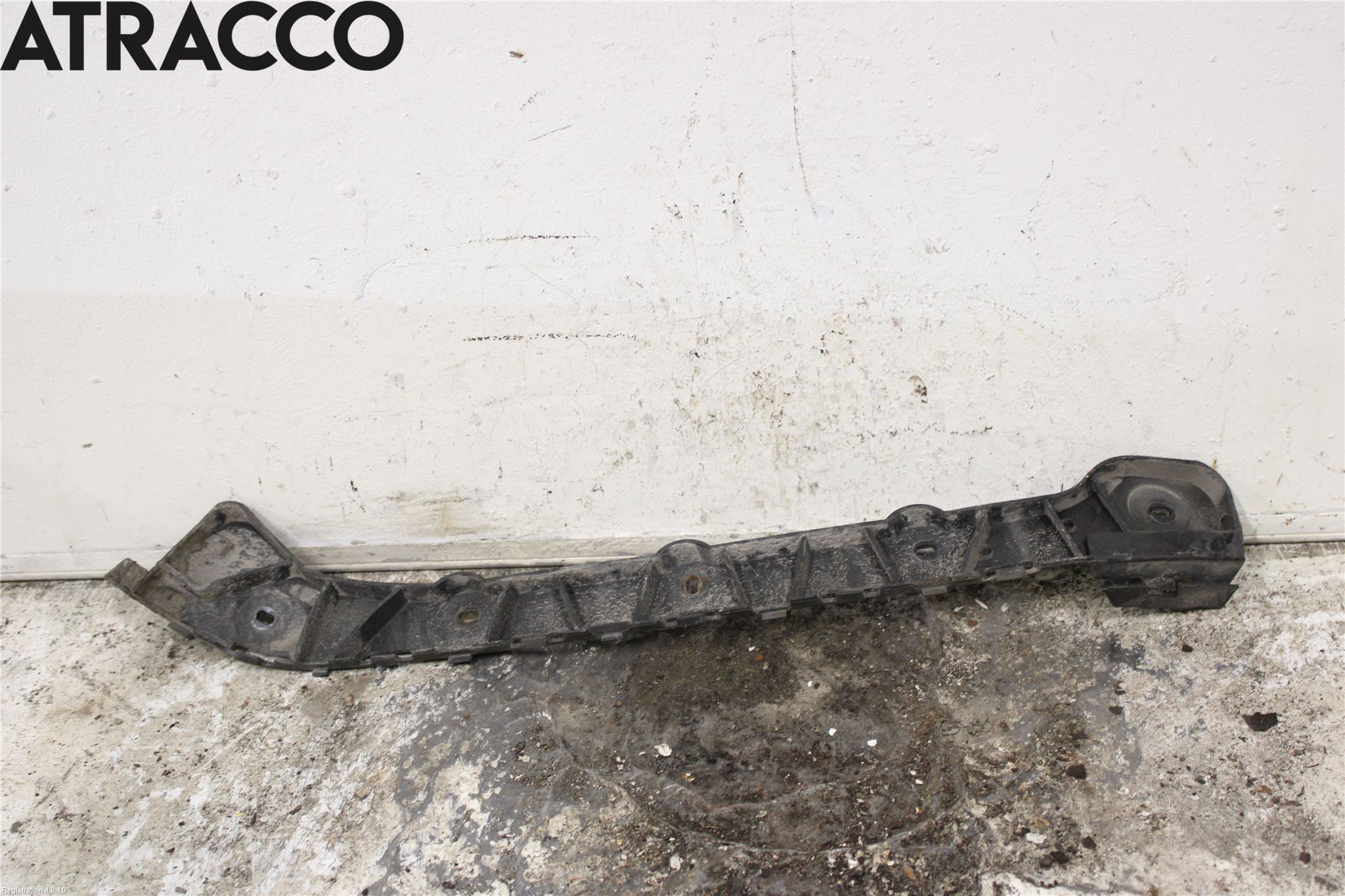 Skoda OCTAVIA (5E) 13-20 Støtfangerfeste Bak Høyre