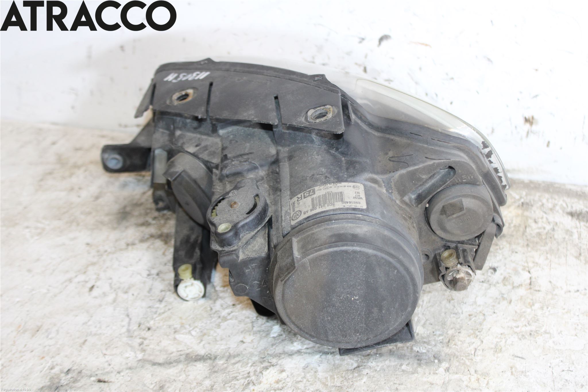 Volkswagen VW PASSAT 05-11 Frontlykt Høyre