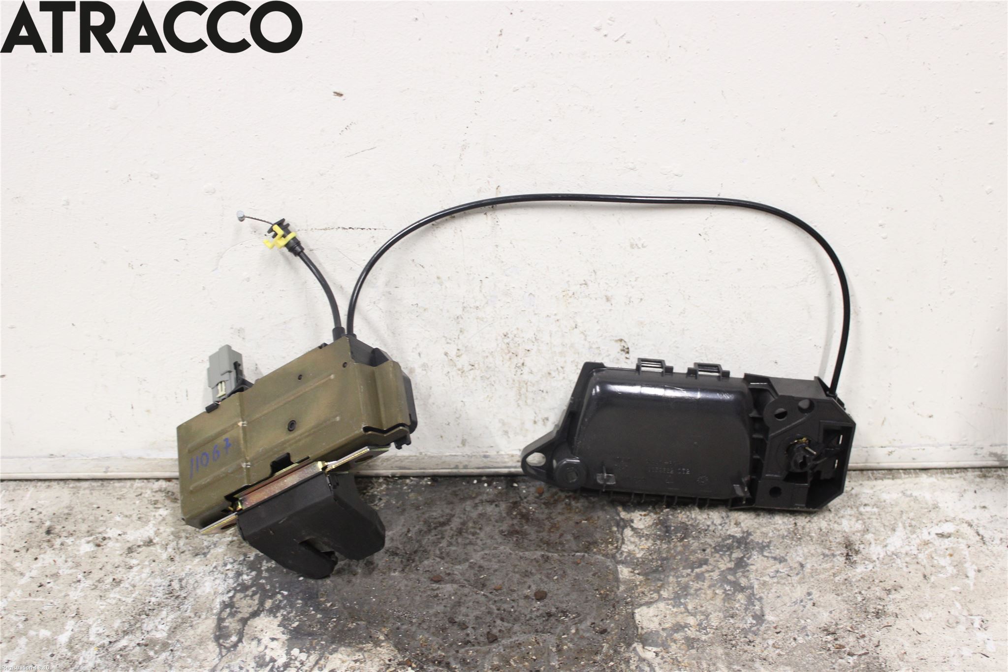 Volvo XC90 07-14 Bakluke-Lokk Låsekasse