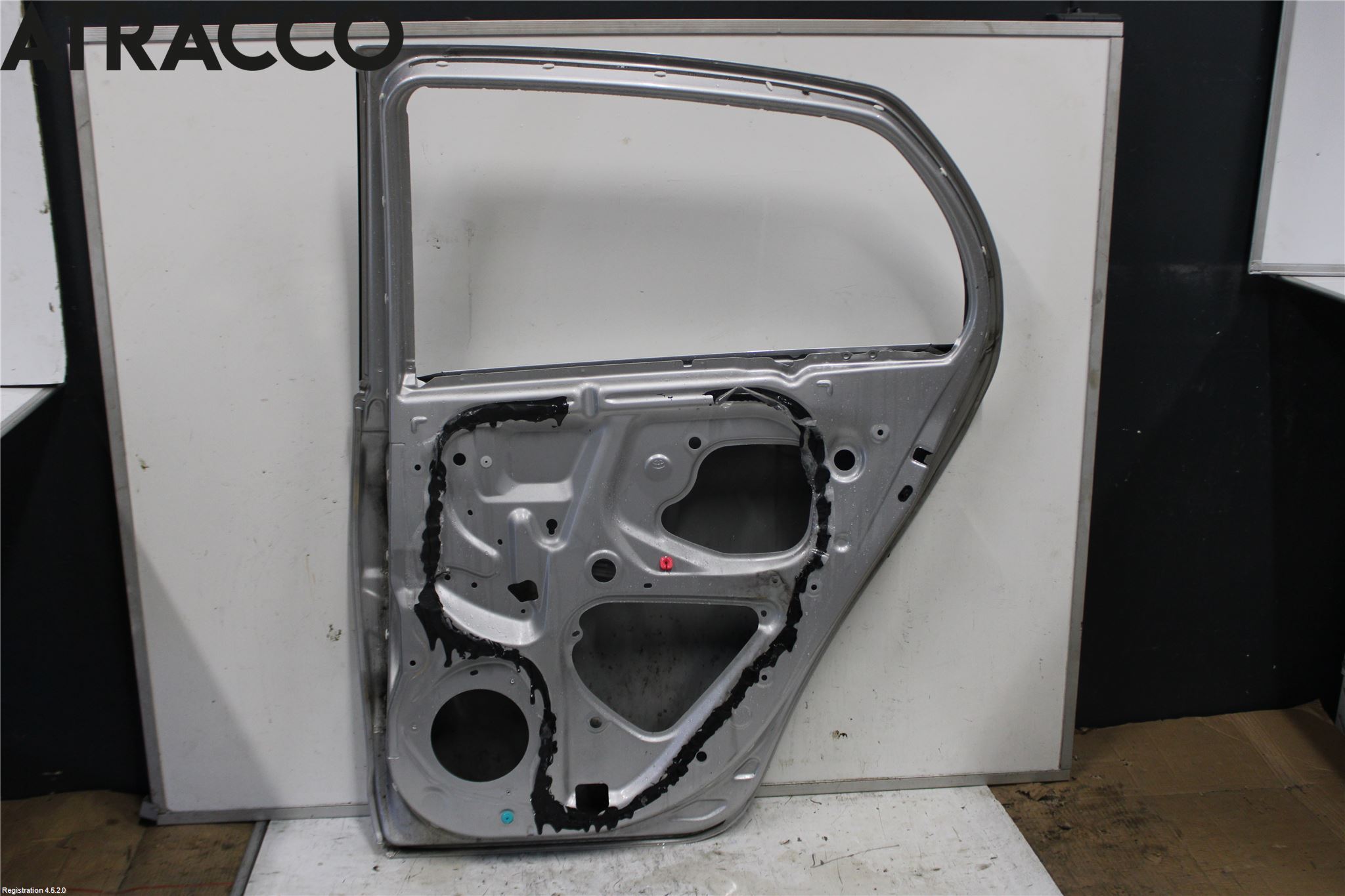 Toyota YARIS XP90 06-11 Dør 4D Bak Høyre