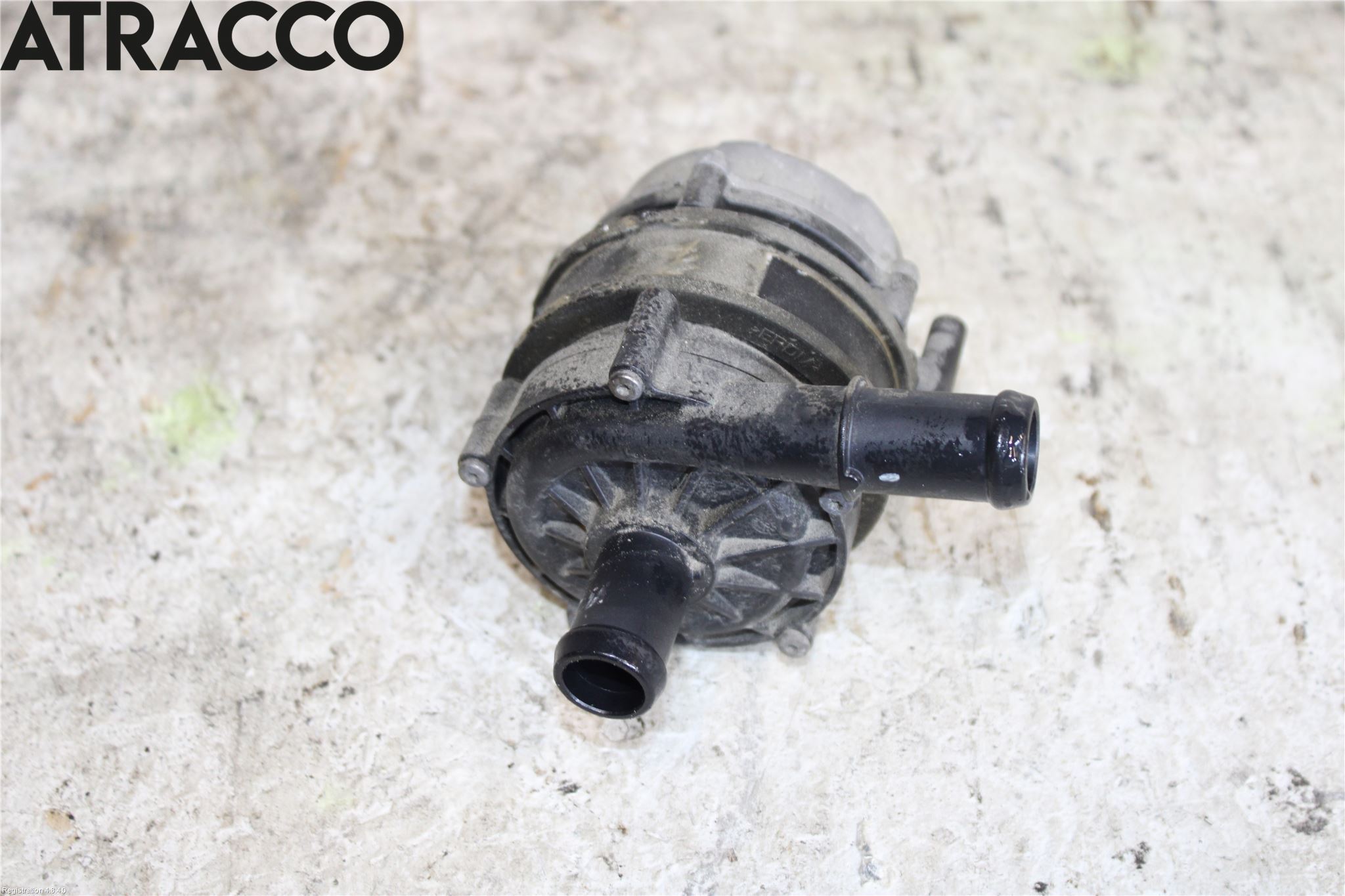 Volvo XC40/RECHARGE 18- Vannpumpe