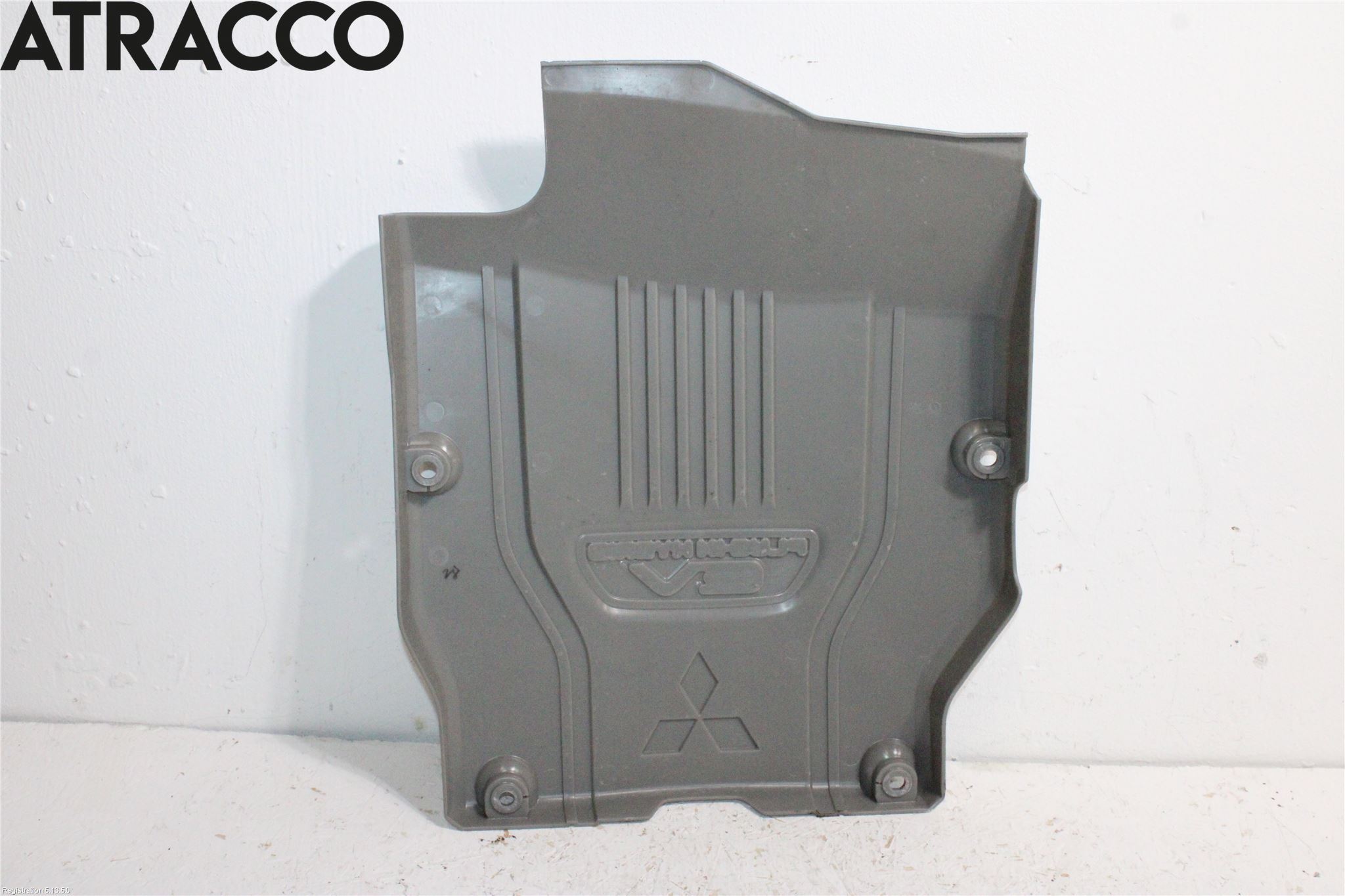 Mitsubishi ECLIPS CROSS Motor Deksel Over Motor