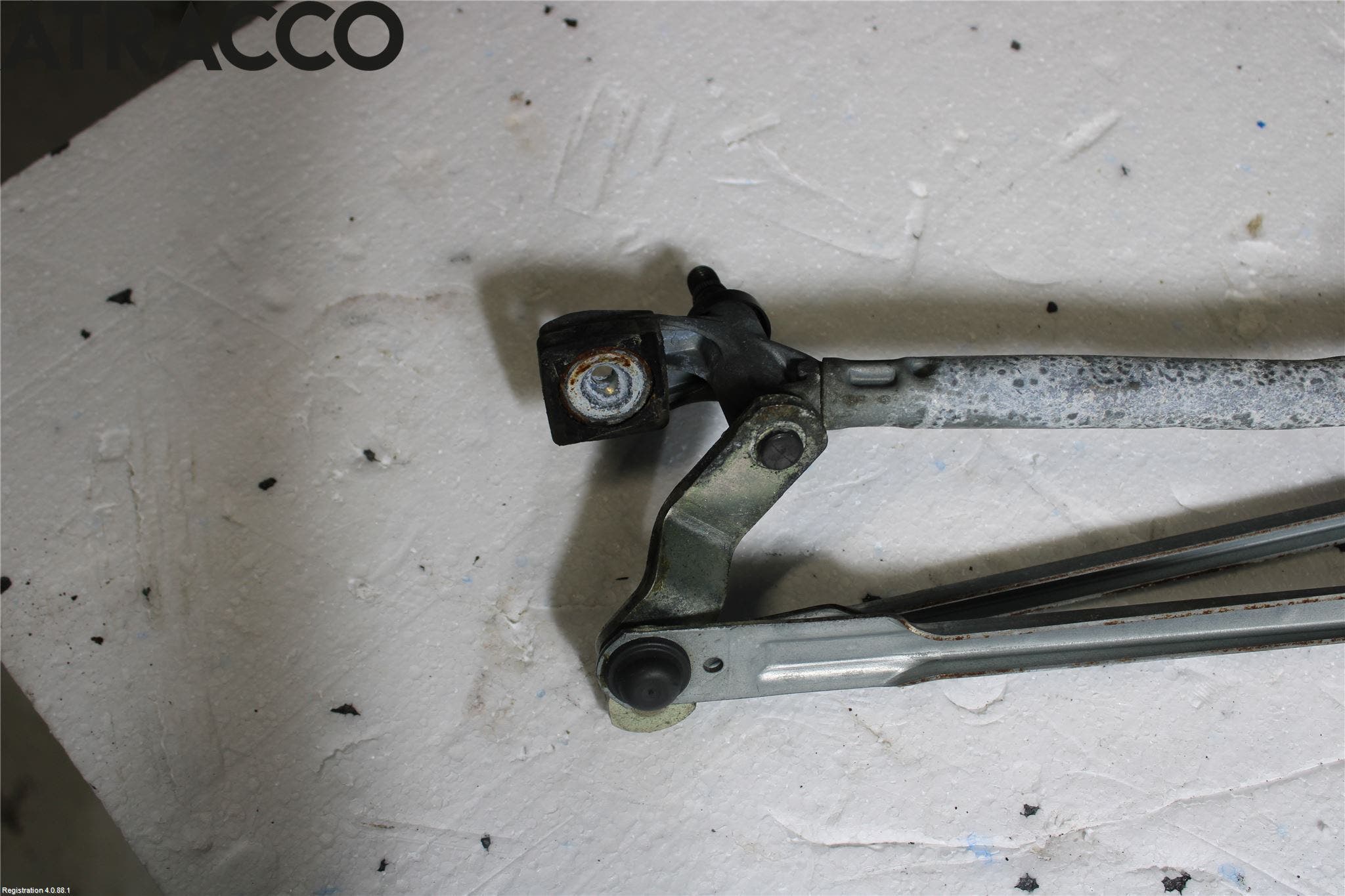 Ford FIESTA 09-12 Viskermotor Frontrute