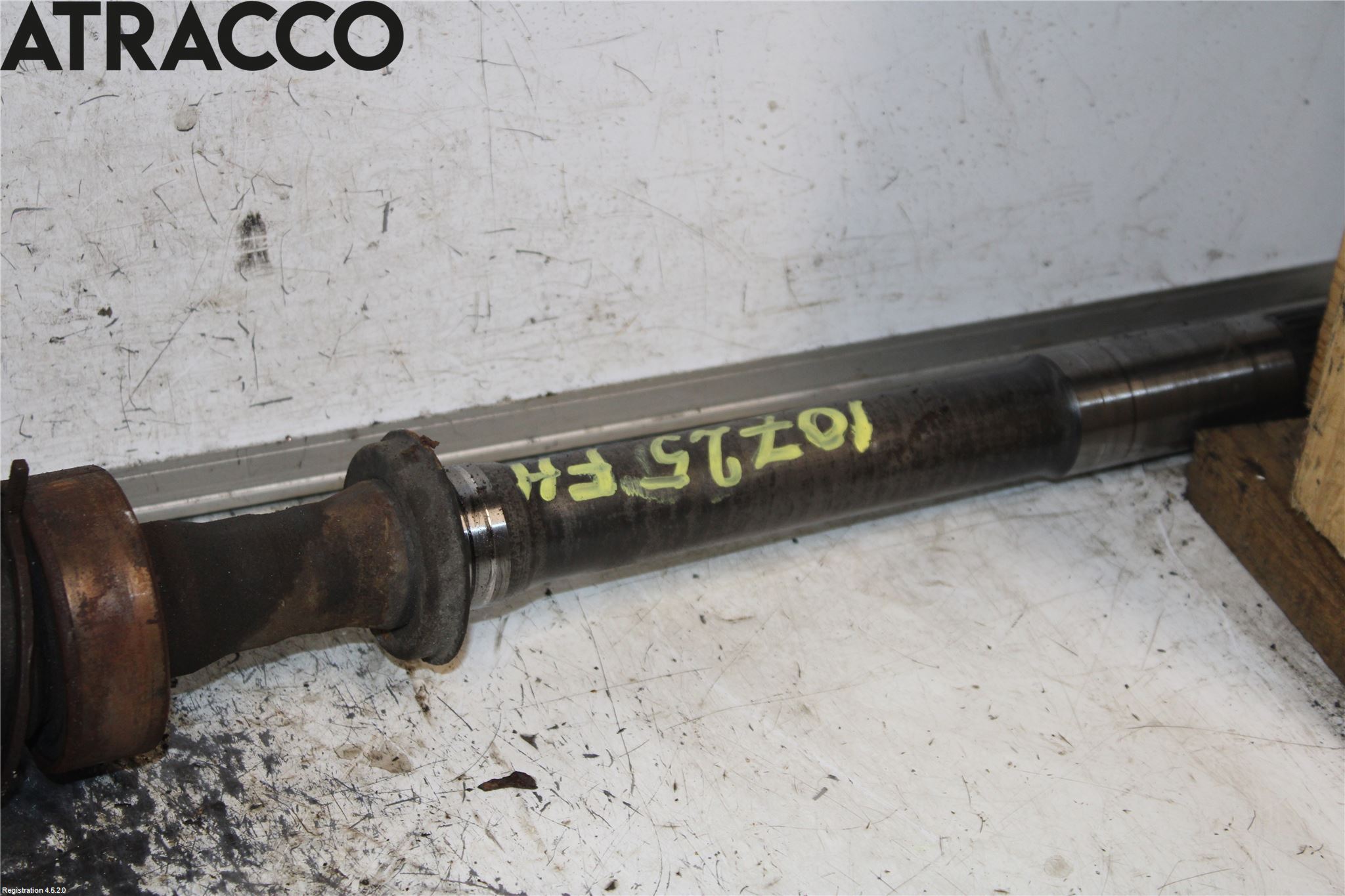 Toyota RAV 4 06-12 Drivaksel Foran Kompl Høyre