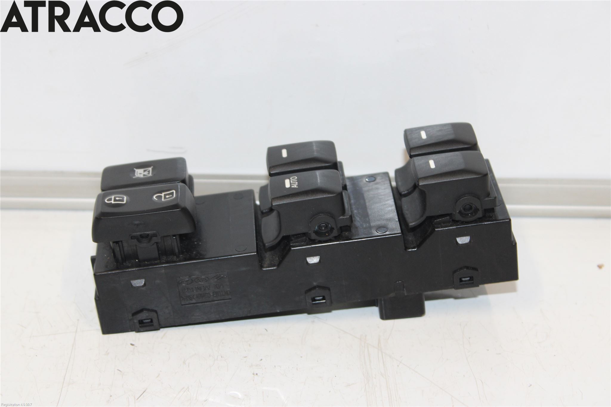 Kia SPORTAGE (SL) 11-15 Bryter Vindusheis