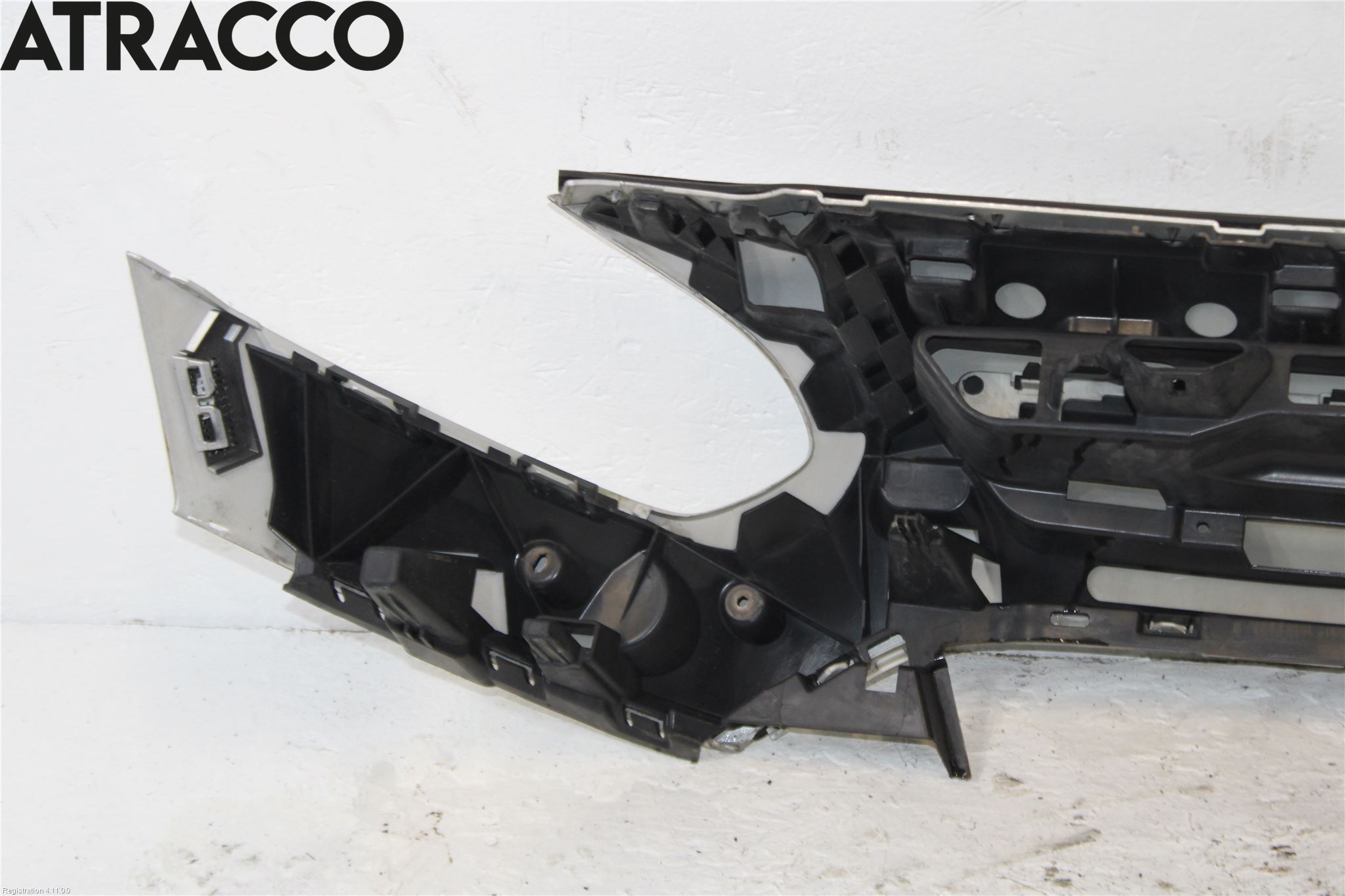 Ford TRANSIT/TOURNEO CONNECT 13-22 Støtfanger Foran