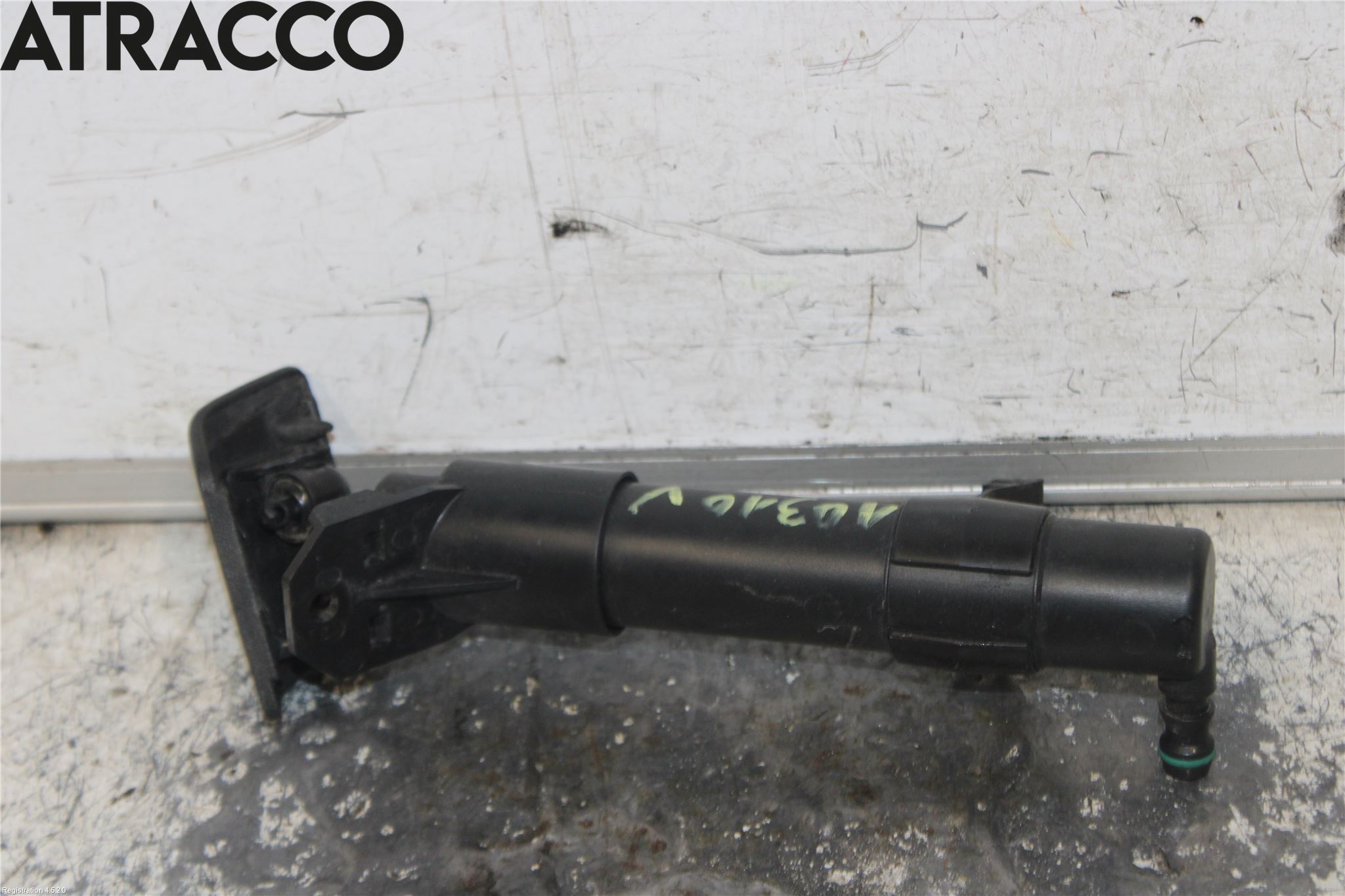 Volkswagen VW GOLF V 04-09 Spylerdyse Frontlykter