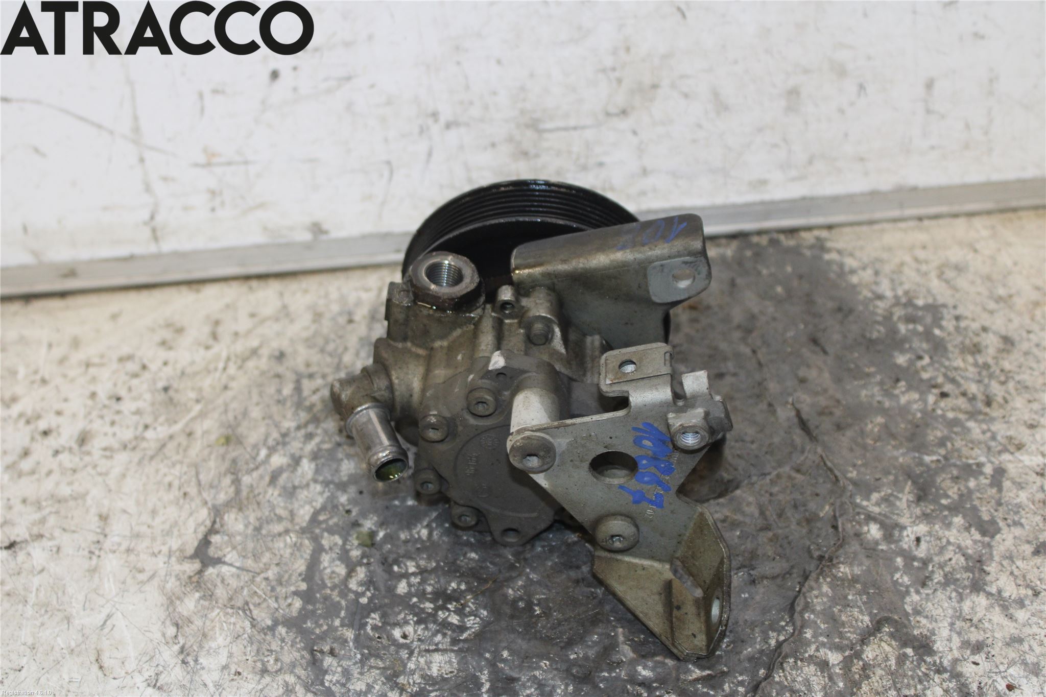 BMW 5 E60/61 Sed/Tou 02-10 Servo Pumpe